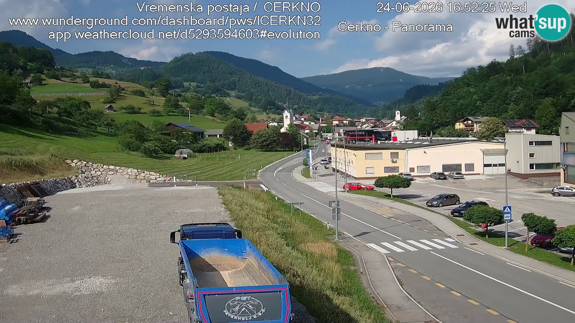 Cerkno city entrance Live Webcam