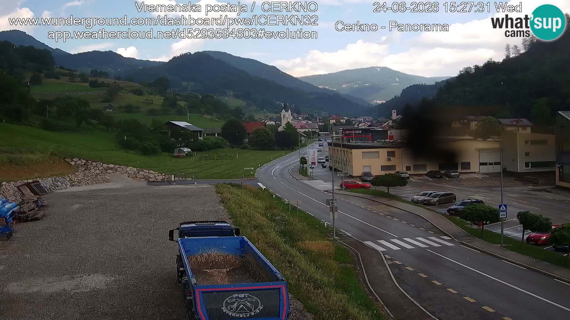 Webcam en direct – Entrée de la ville de Cerkno
