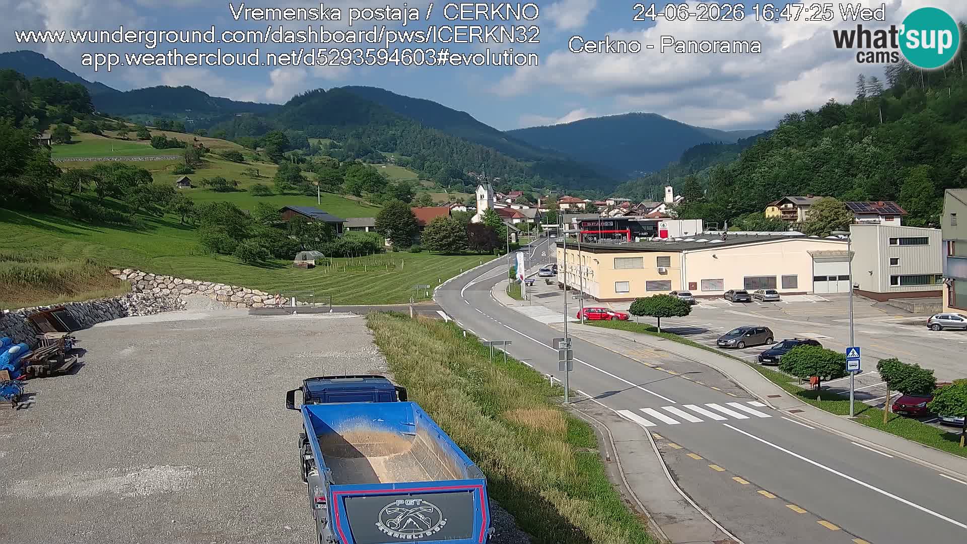 Webcam en direct – Entrée de la ville de Cerkno