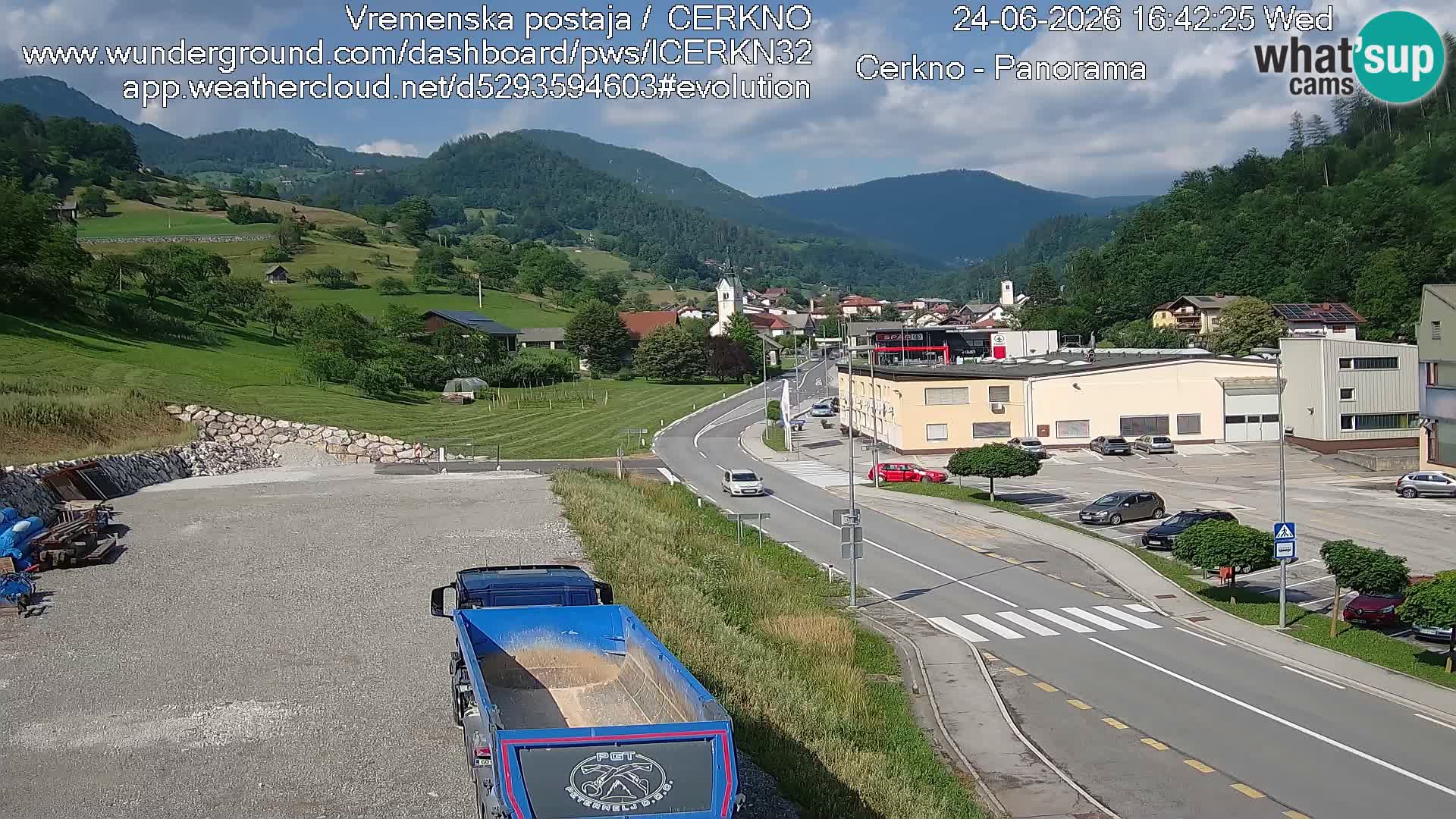 Cerkno city entrance Live Webcam