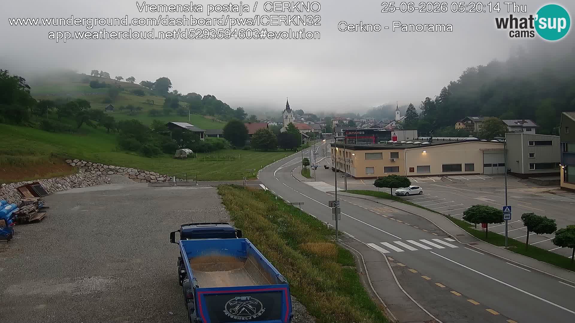 Webcam en direct – Entrée de la ville de Cerkno