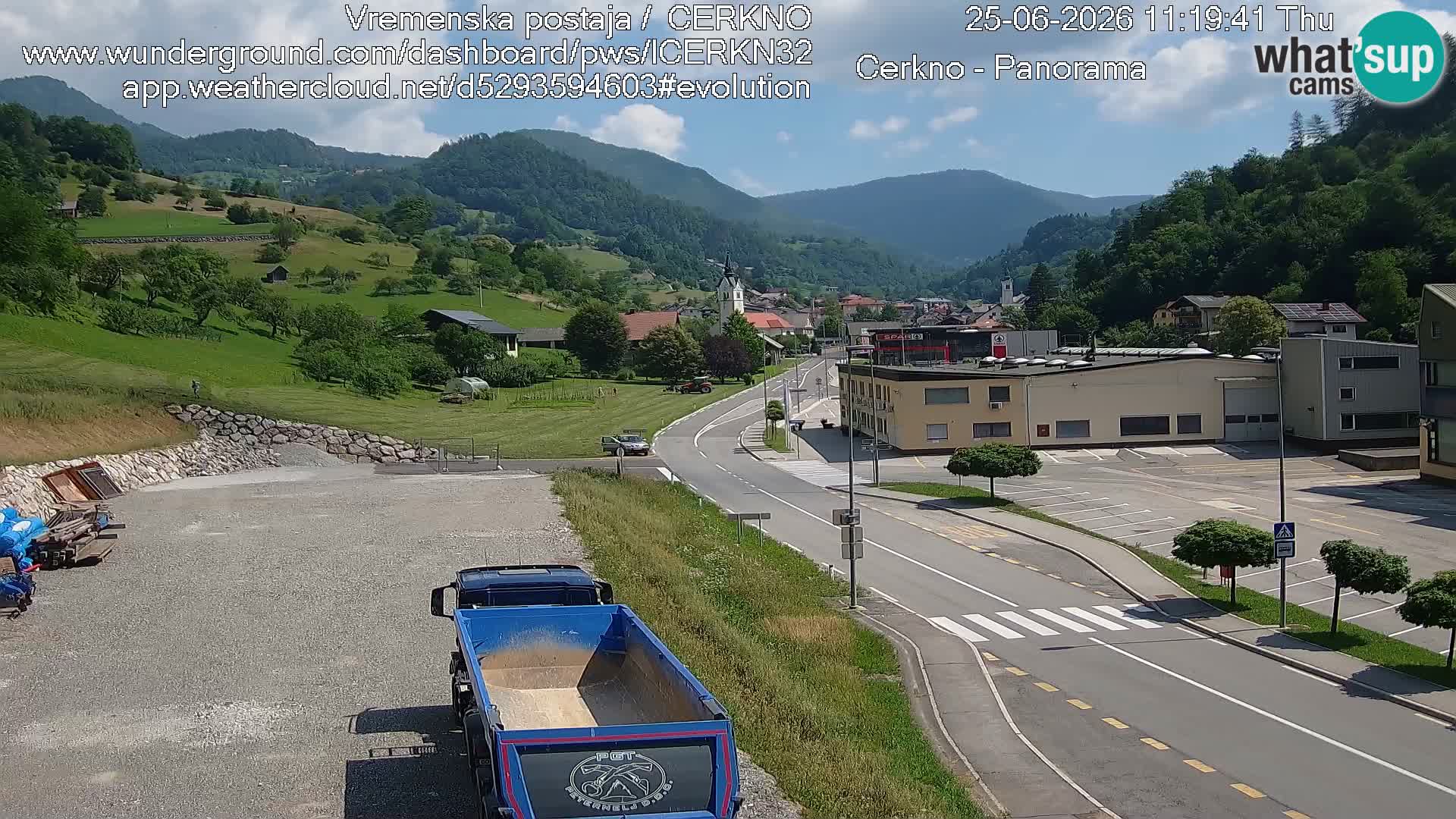 Webcam en direct – Entrée de la ville de Cerkno