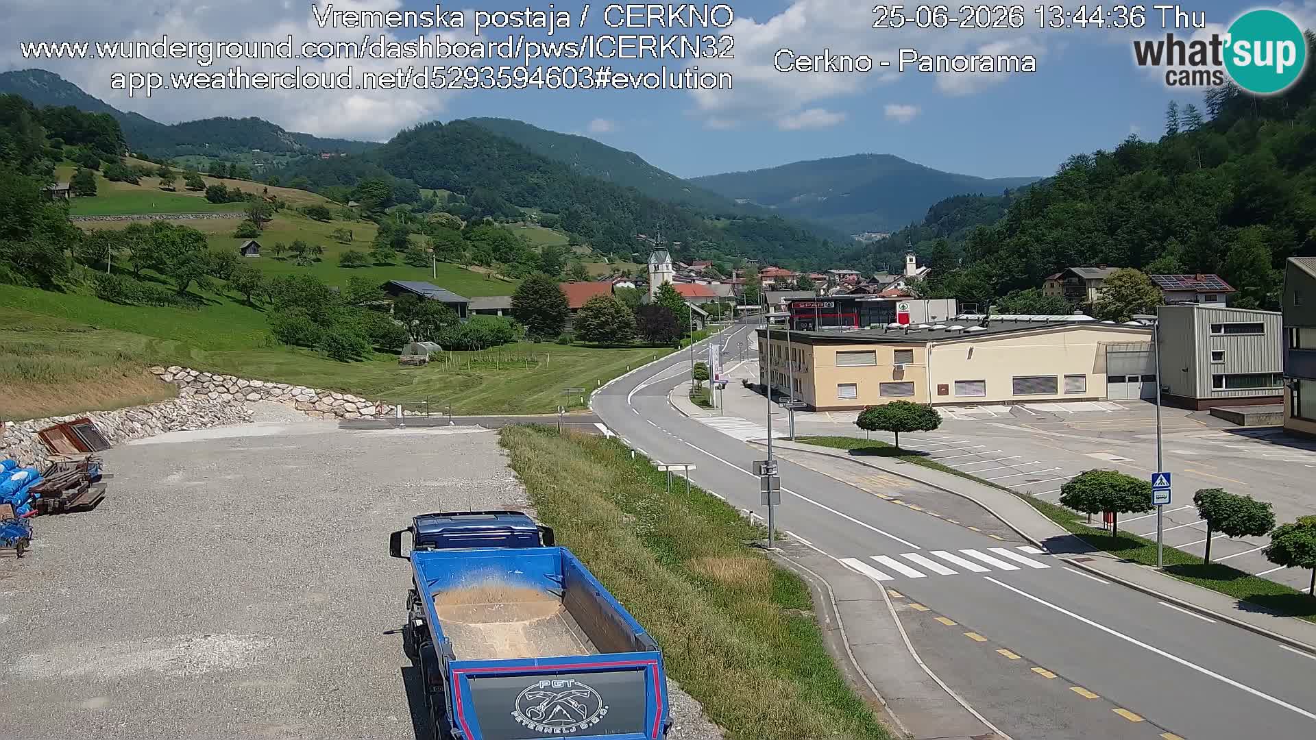 Cerkno city entrance Live Webcam