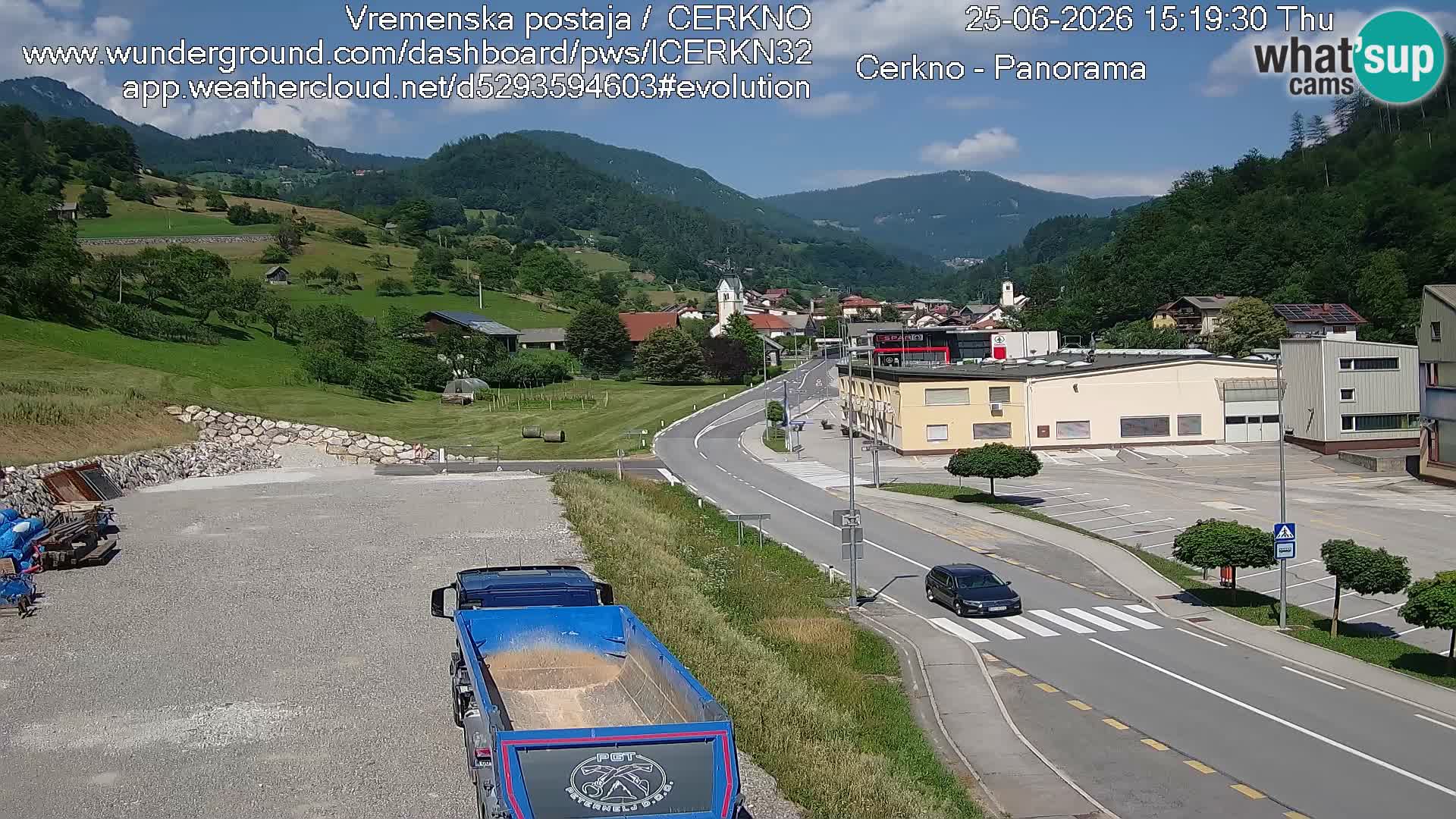 Webcam en direct – Entrée de la ville de Cerkno