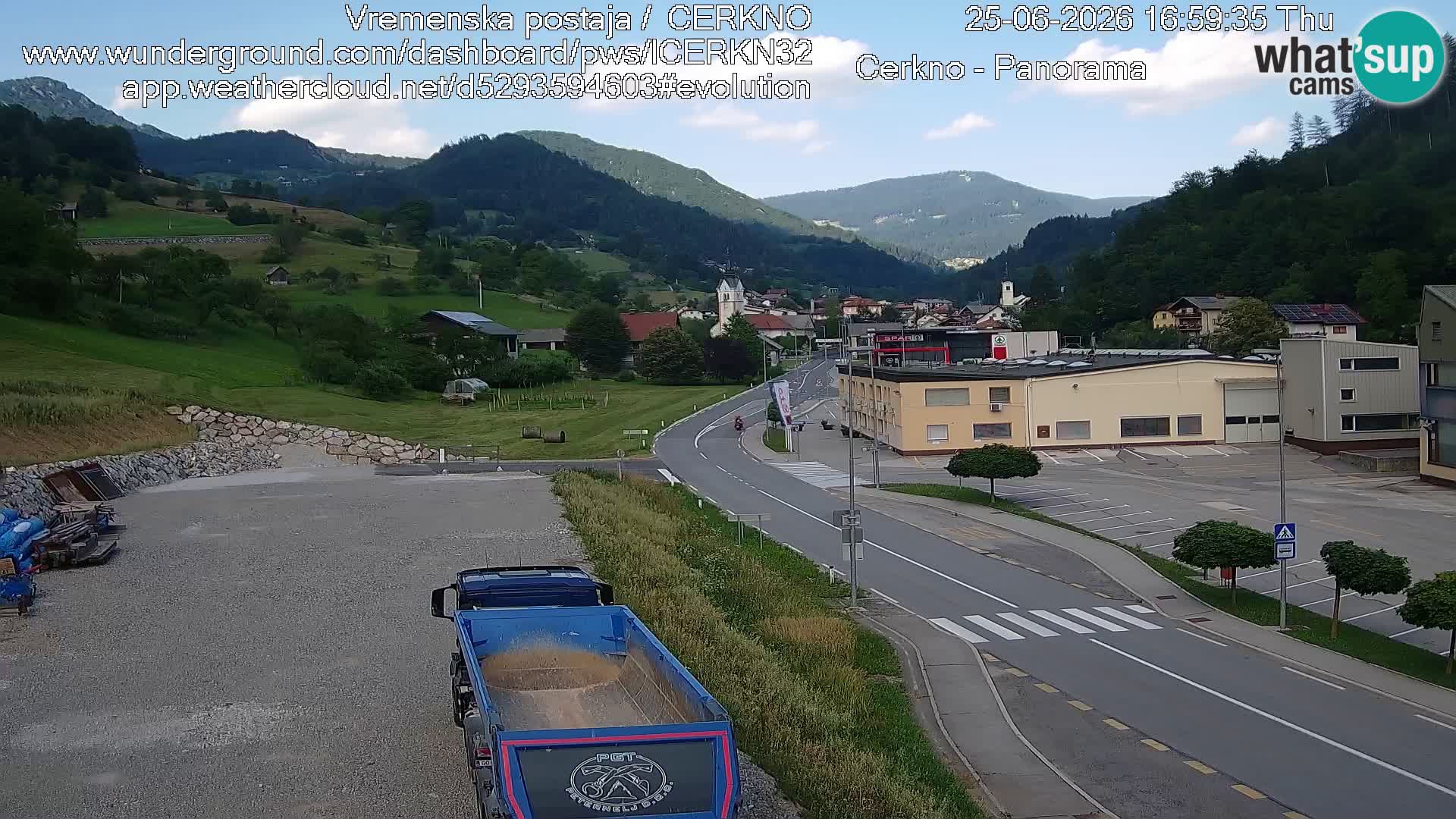 Webcam en direct – Entrée de la ville de Cerkno