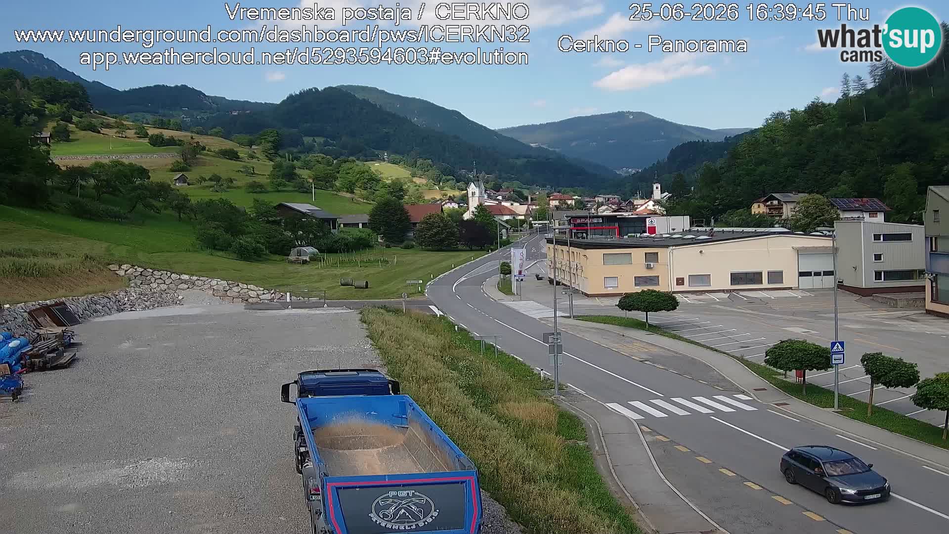 Webcam en direct – Entrée de la ville de Cerkno