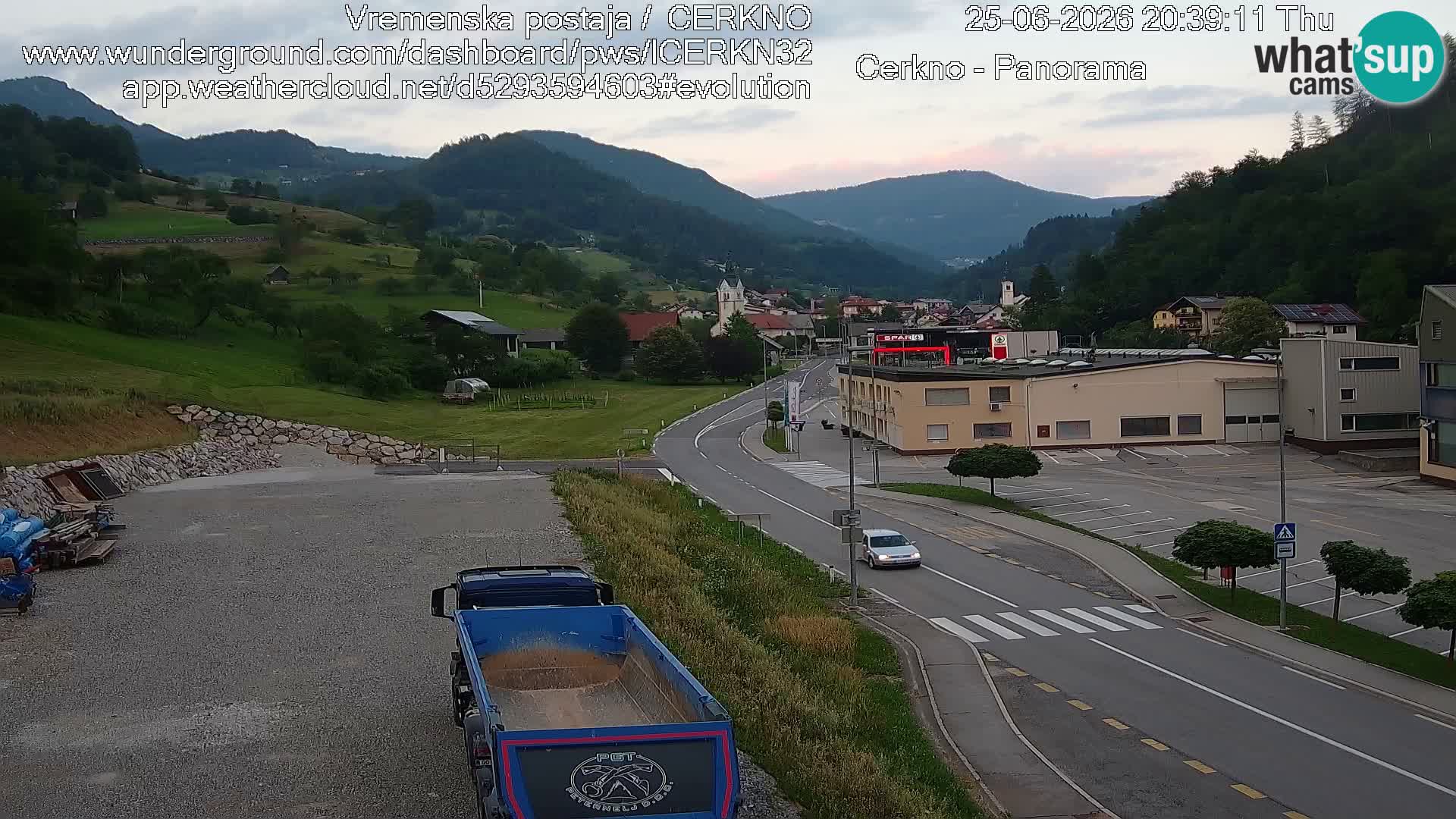 Cerkno entrada a la ciudad Webcam en vivo