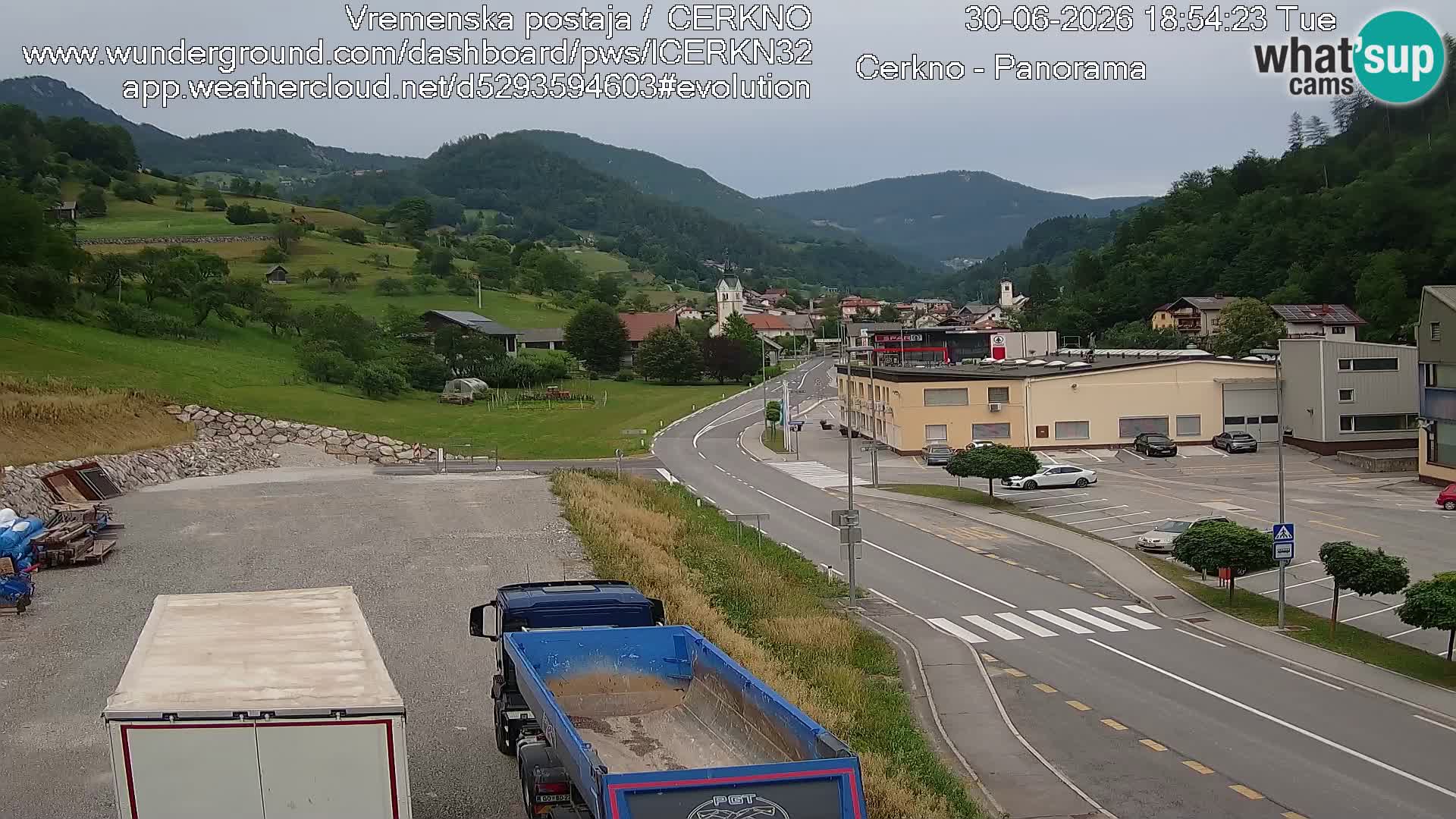 Webcam en direct – Entrée de la ville de Cerkno