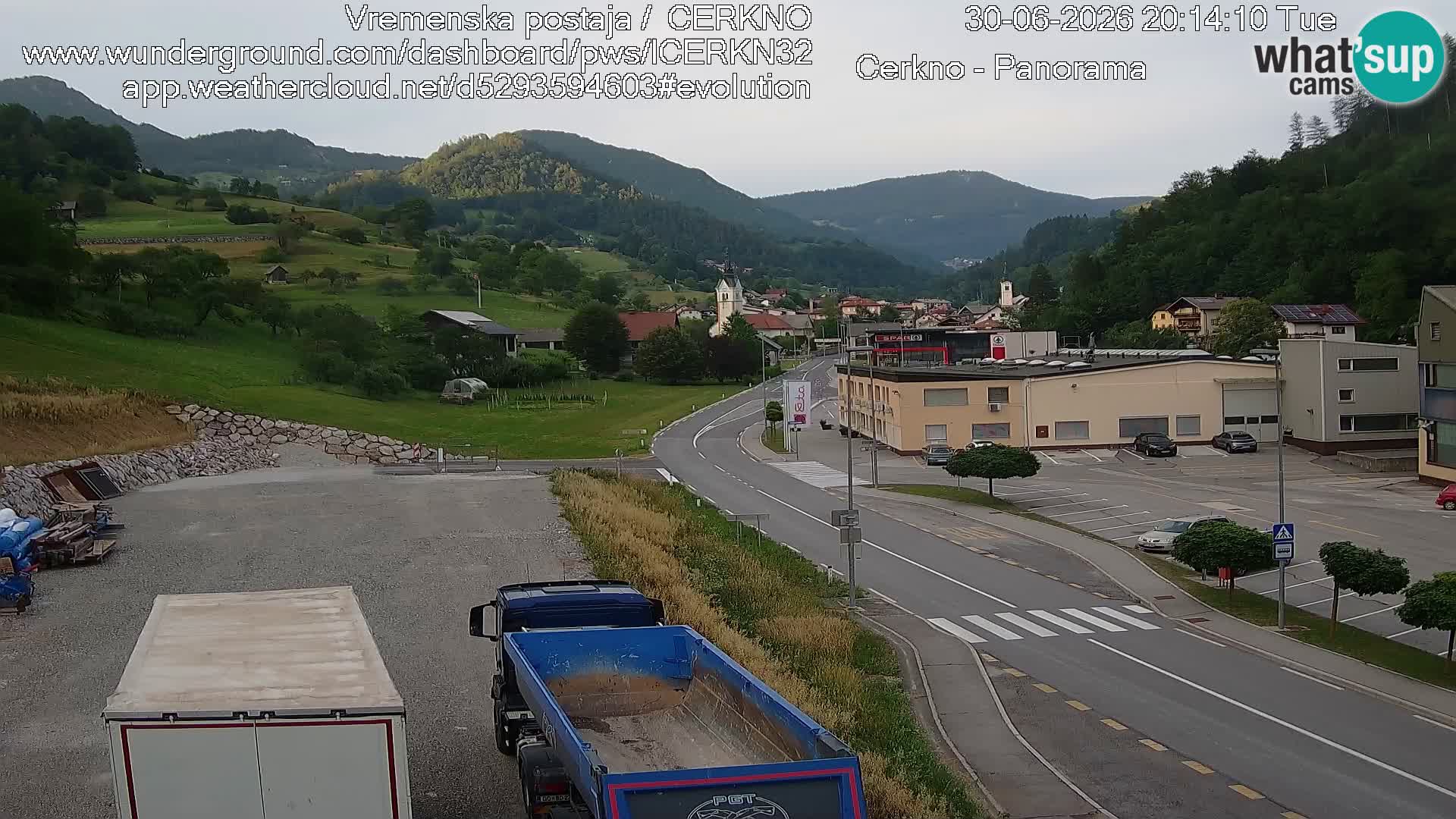Webcam en direct – Entrée de la ville de Cerkno