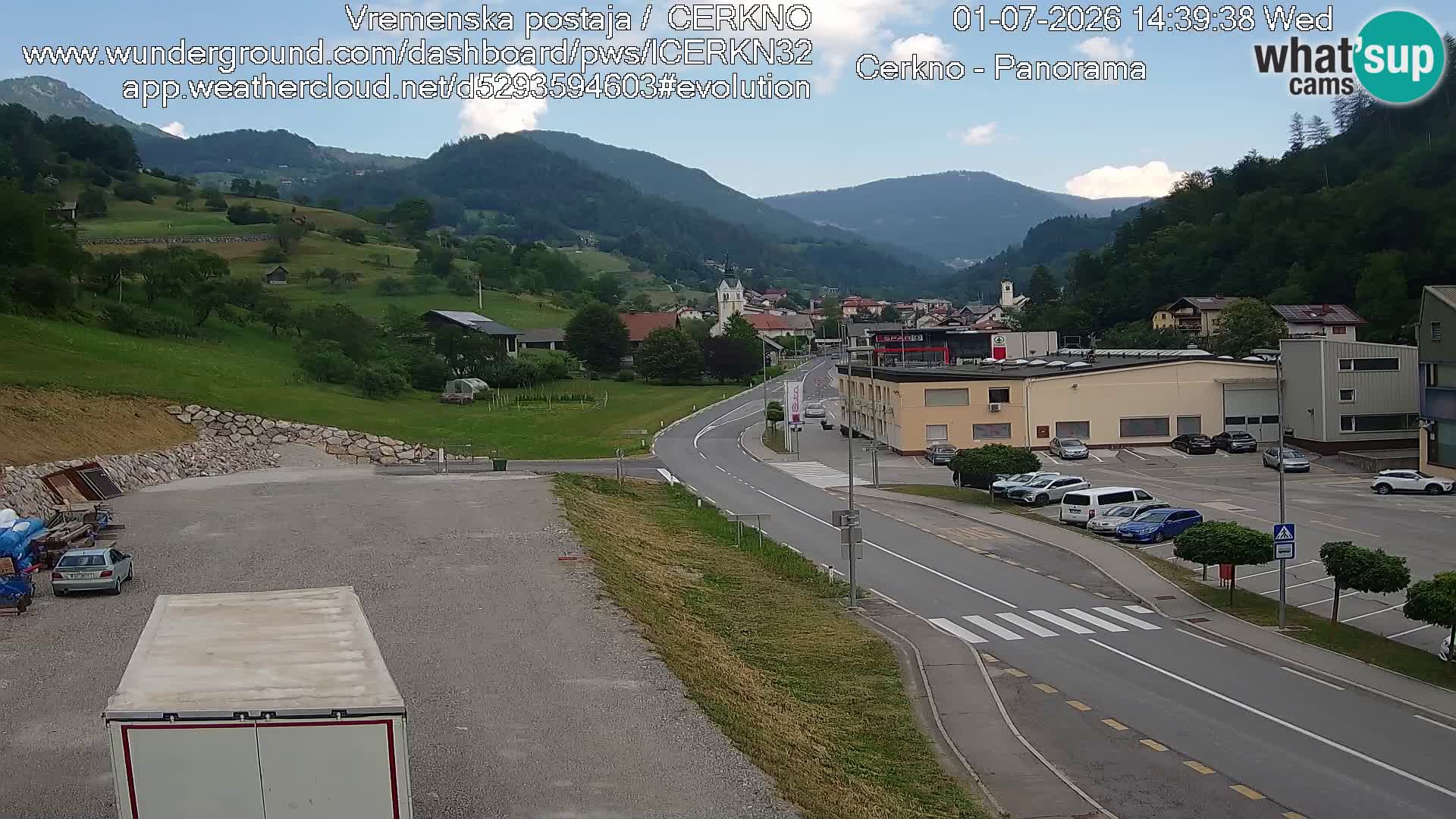 Webcam en direct – Entrée de la ville de Cerkno