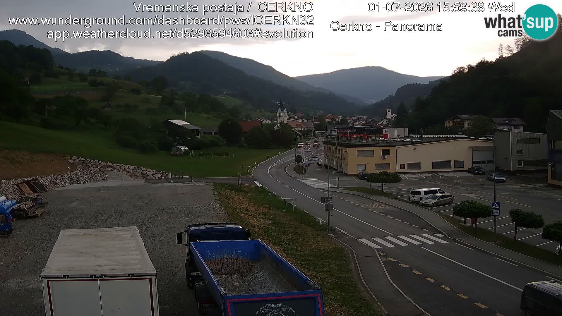 Webcam en direct – Entrée de la ville de Cerkno