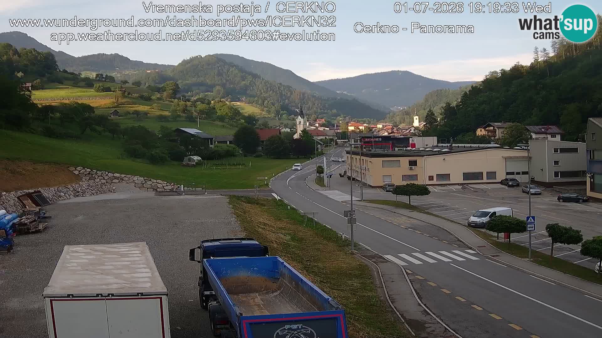 Cerkno entrada a la ciudad Webcam en vivo