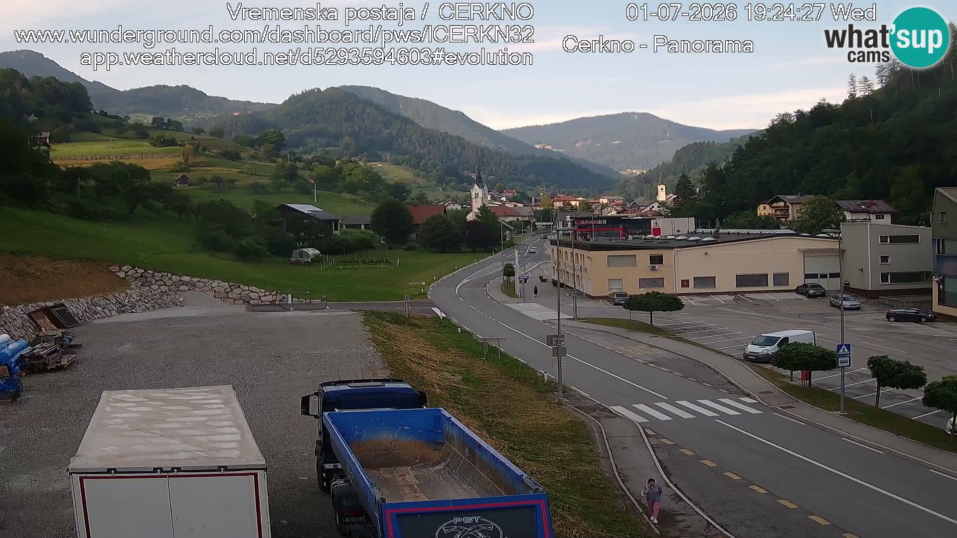 Cerkno city entrance Live Webcam