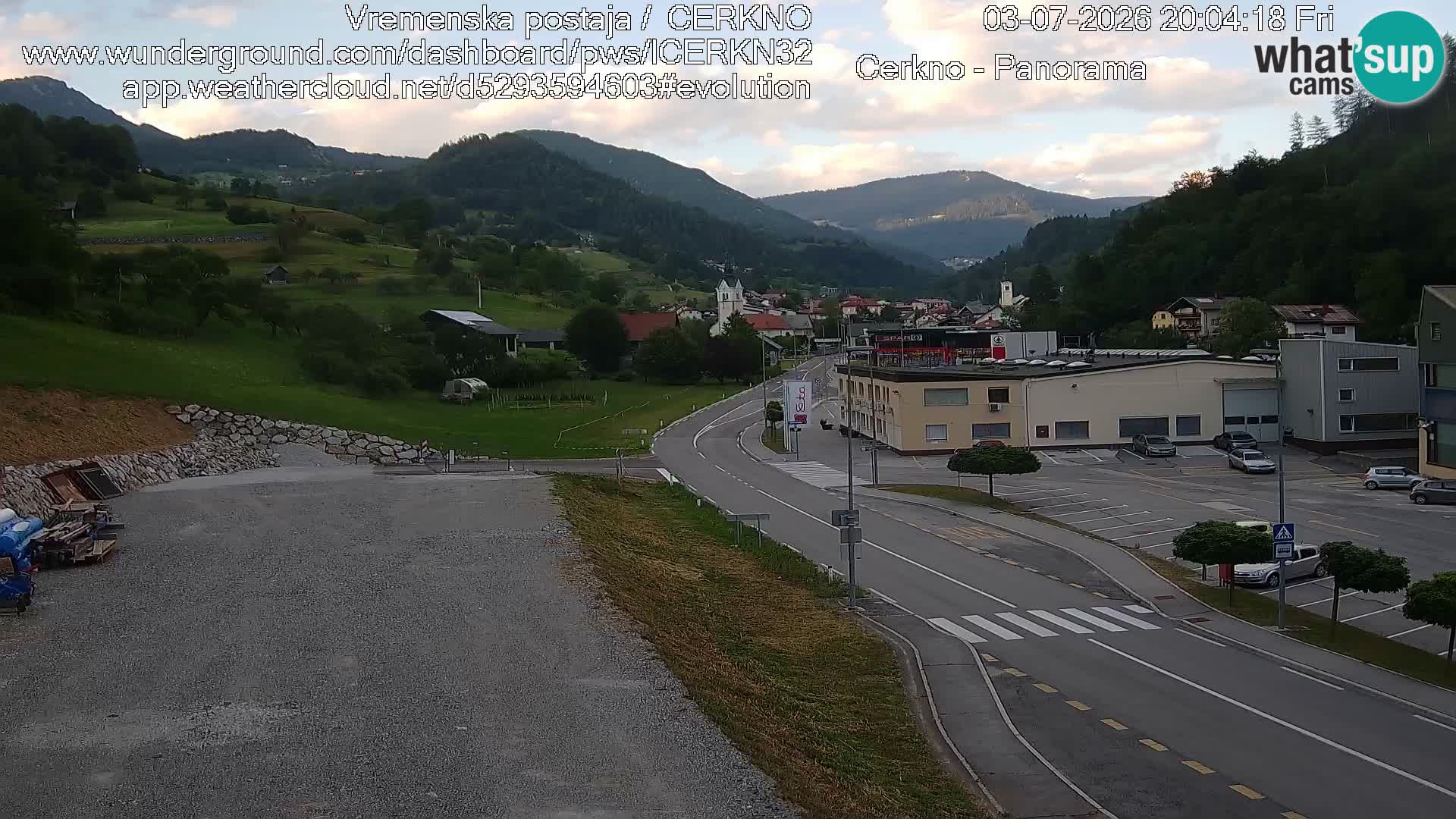 Cerkno entrada a la ciudad Webcam en vivo