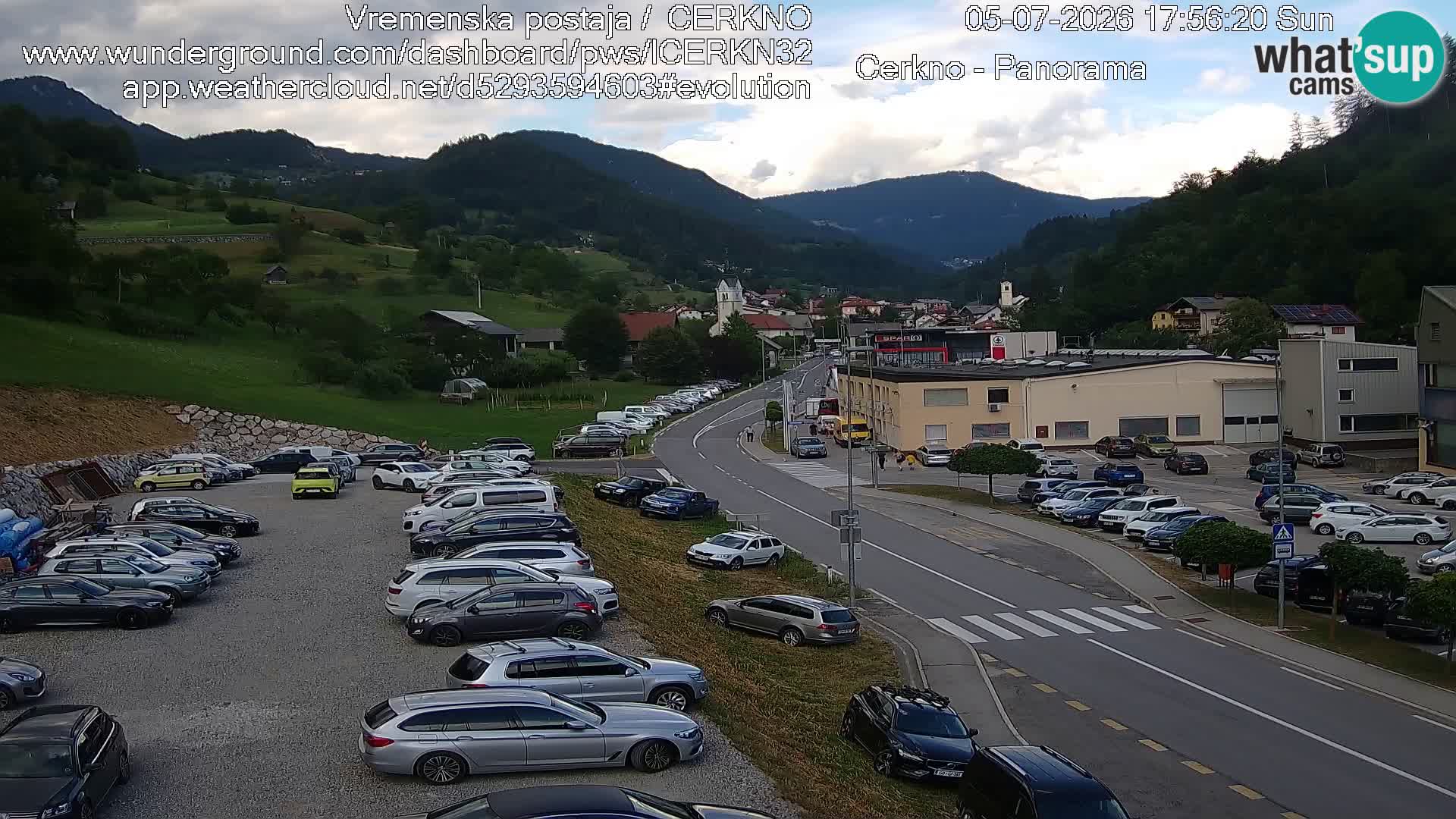 Webcam en direct – Entrée de la ville de Cerkno