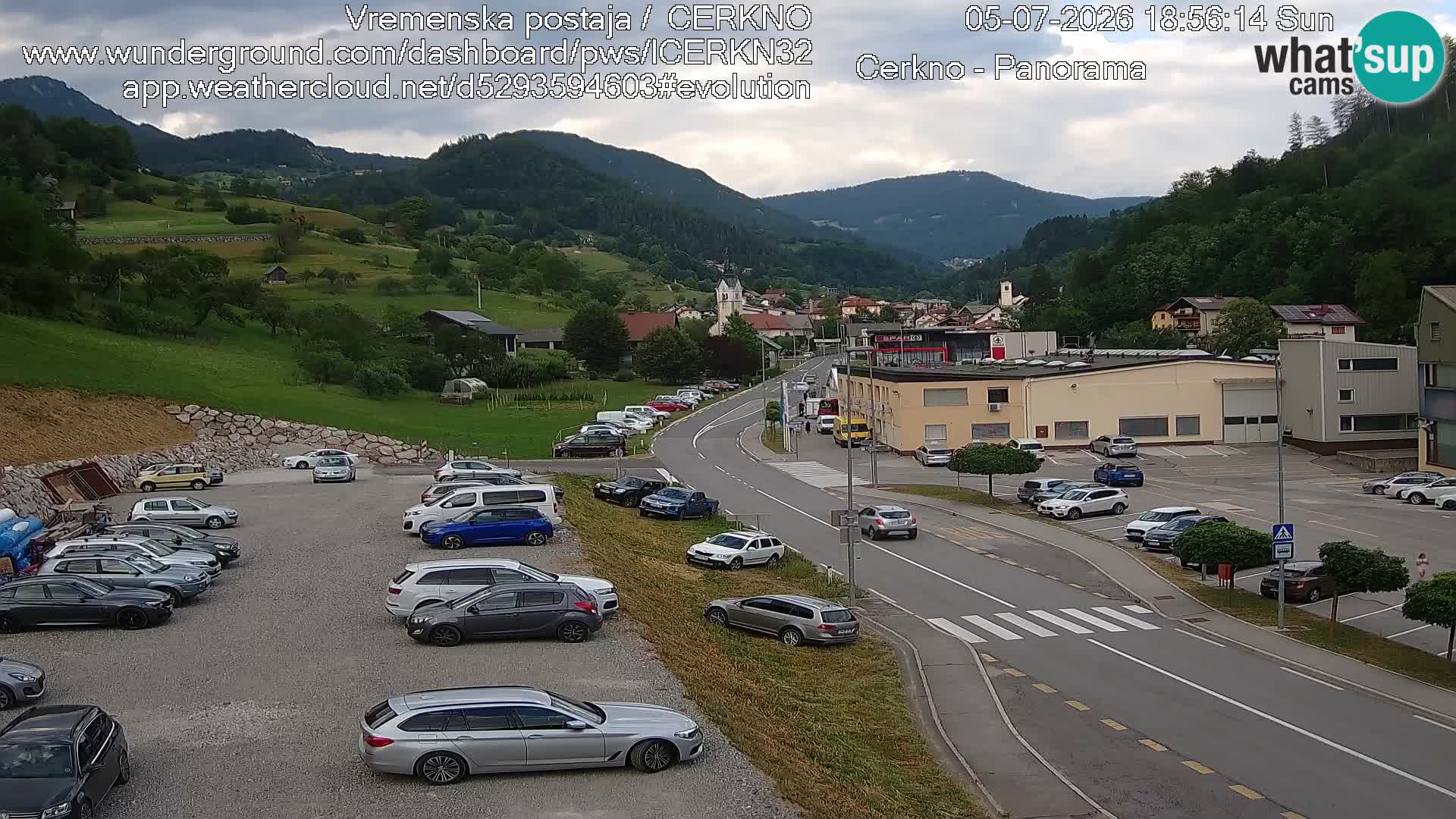 Cerkno entrada a la ciudad Webcam en vivo