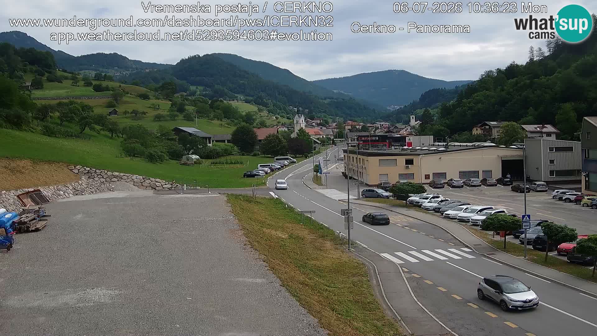 Cerkno city entrance Live Webcam