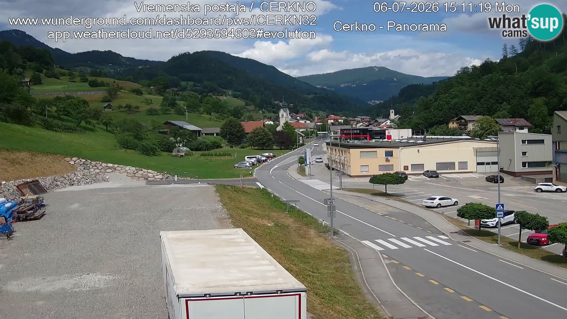 Cerkno entrada a la ciudad Webcam en vivo