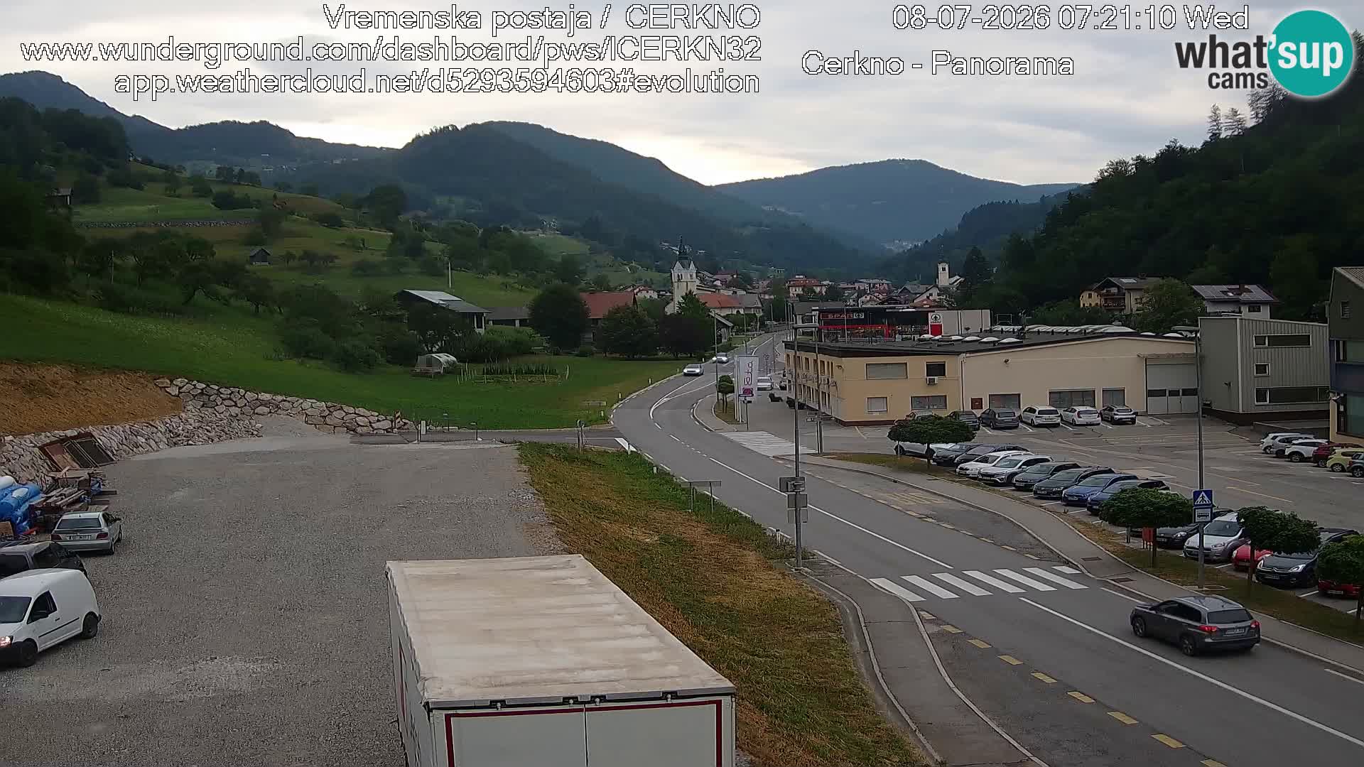 Cerkno entrada a la ciudad Webcam en vivo