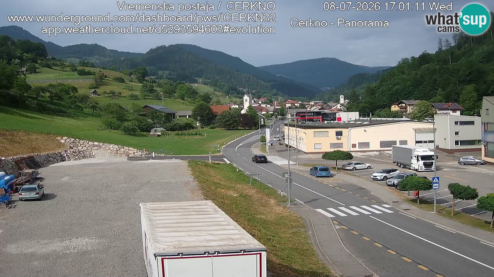 Webcam en direct – Entrée de la ville de Cerkno