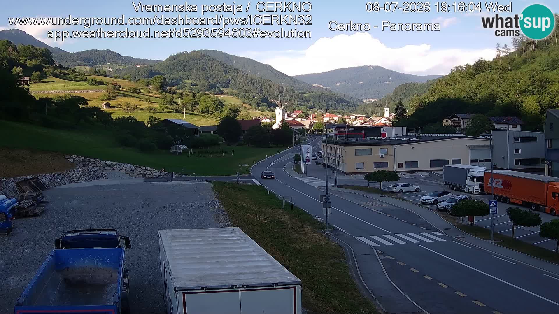 Webcam en direct – Entrée de la ville de Cerkno