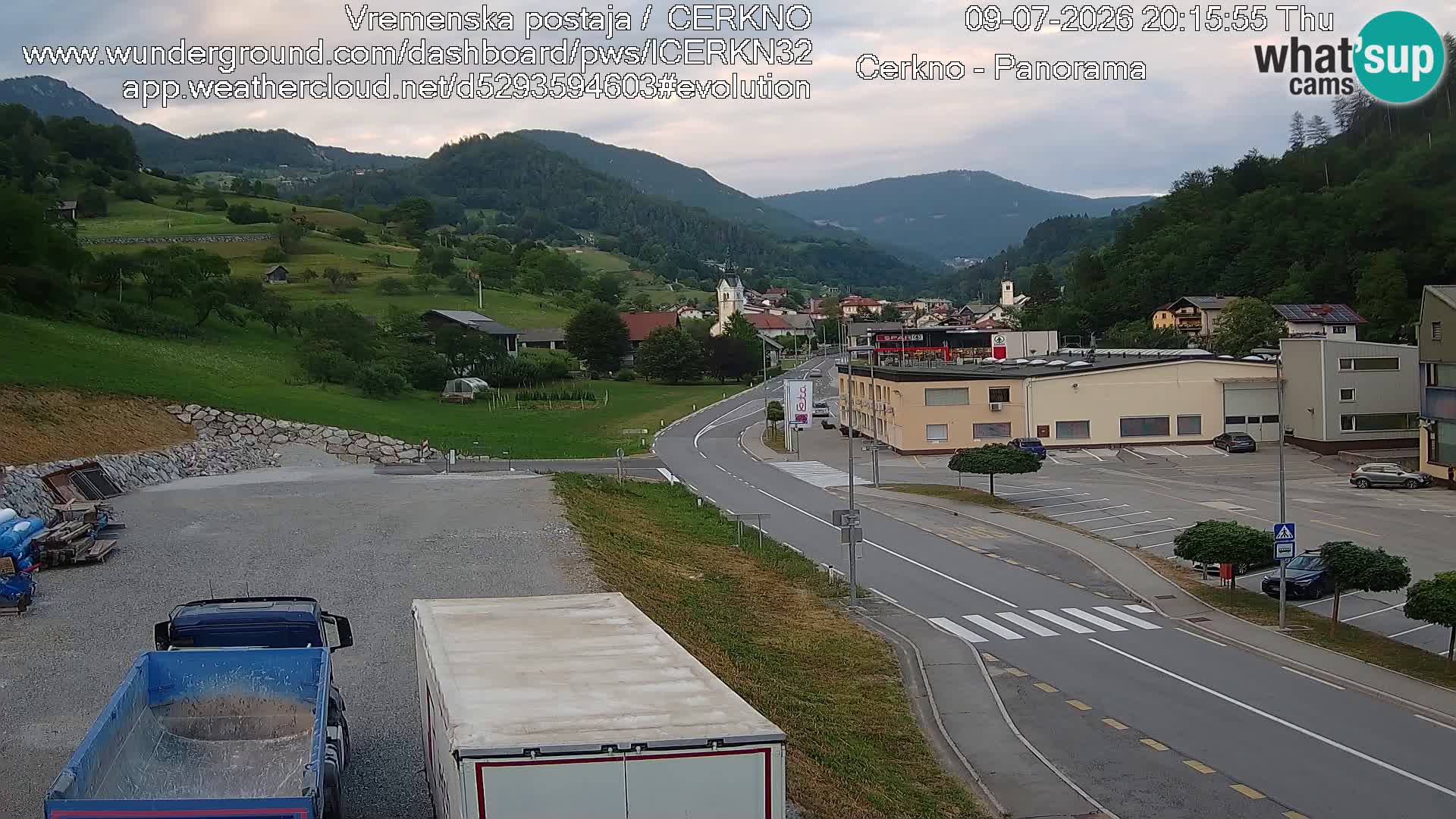 Webcam en direct – Entrée de la ville de Cerkno