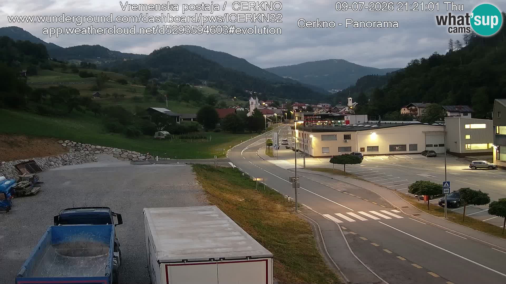 Webcam en direct – Entrée de la ville de Cerkno