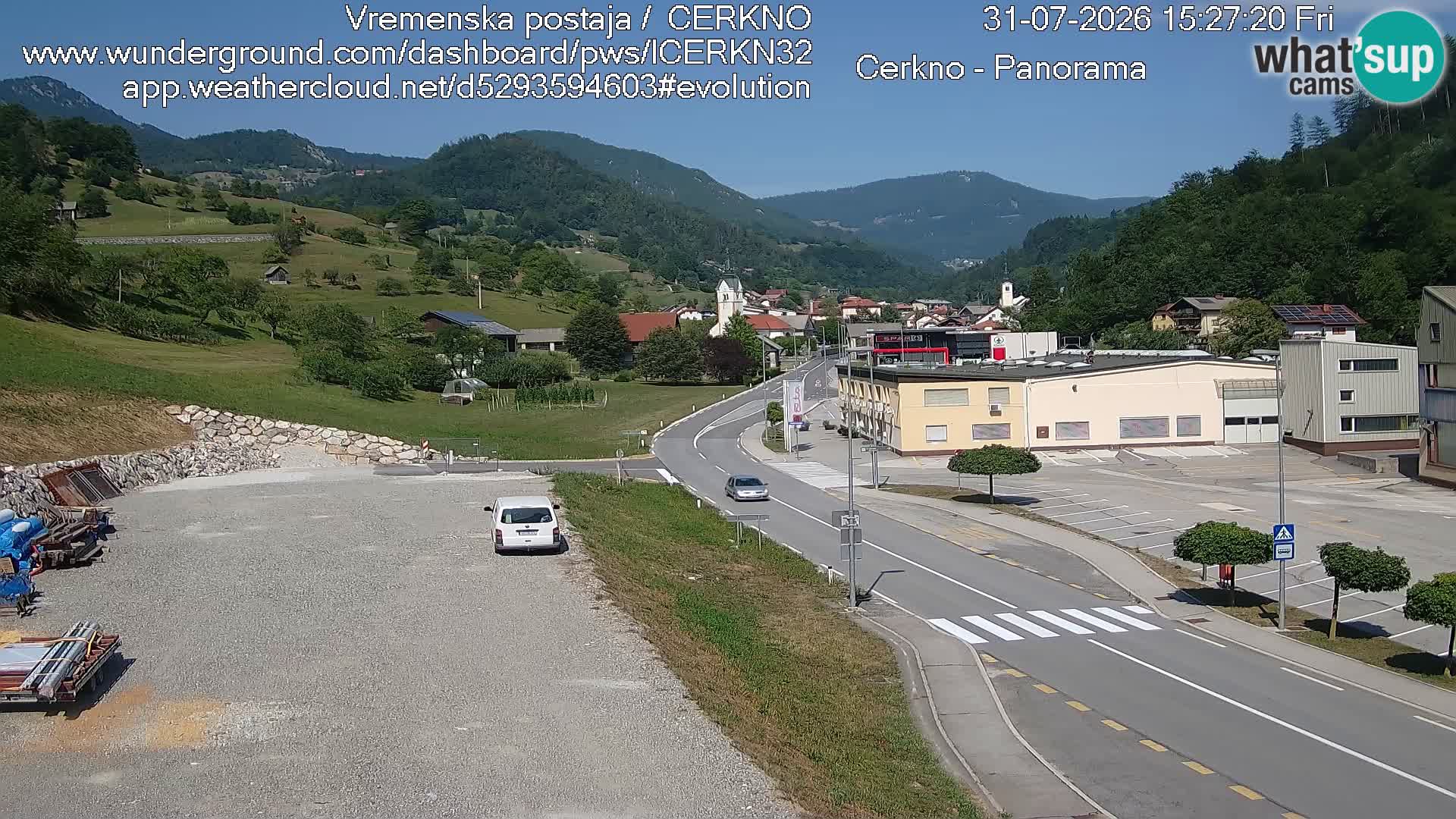 Webcam en direct – Entrée de la ville de Cerkno