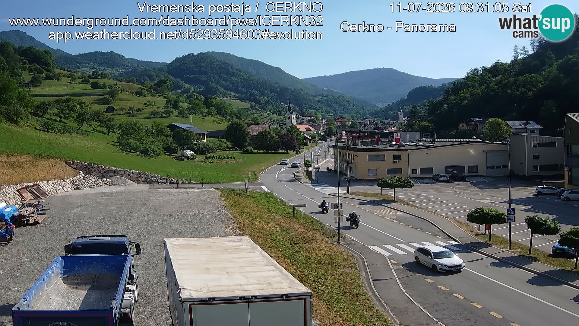 Cerkno city entrance Live Webcam