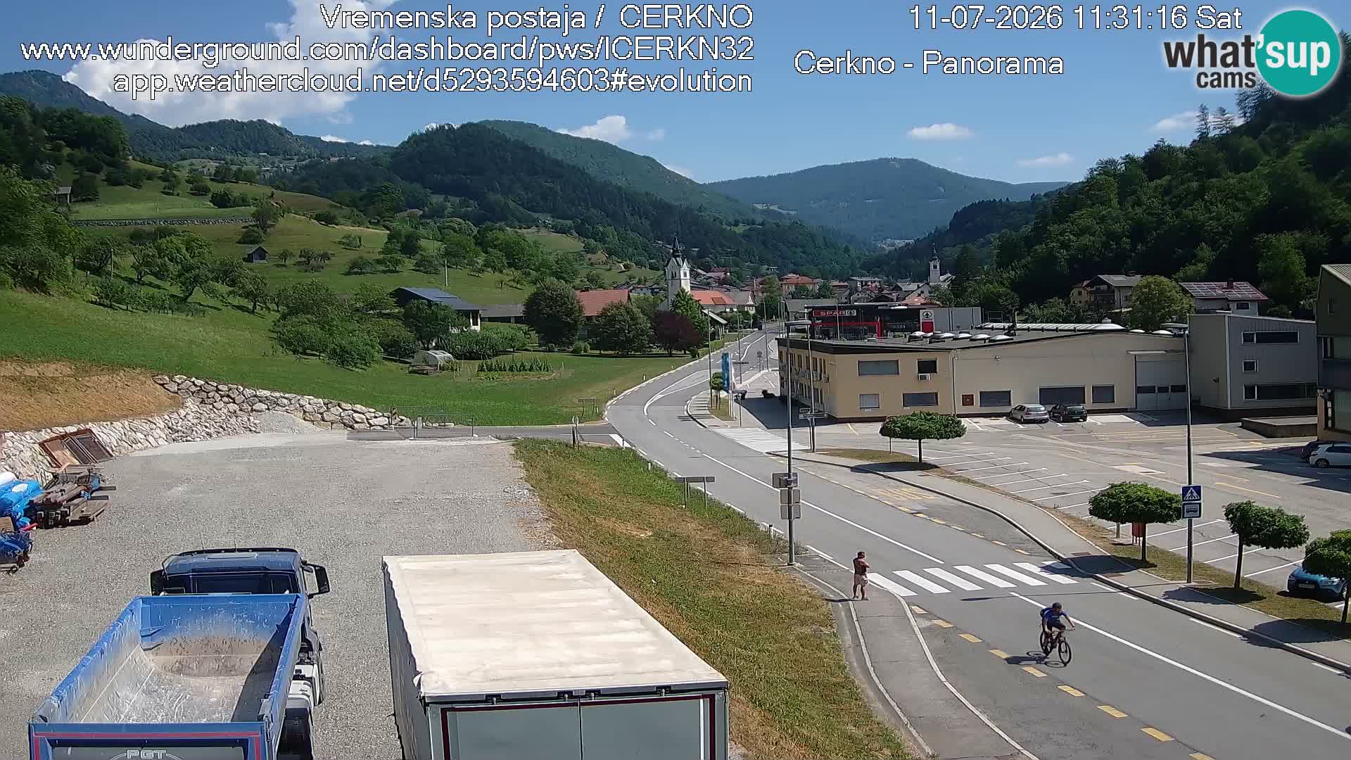 Webcam en direct – Entrée de la ville de Cerkno