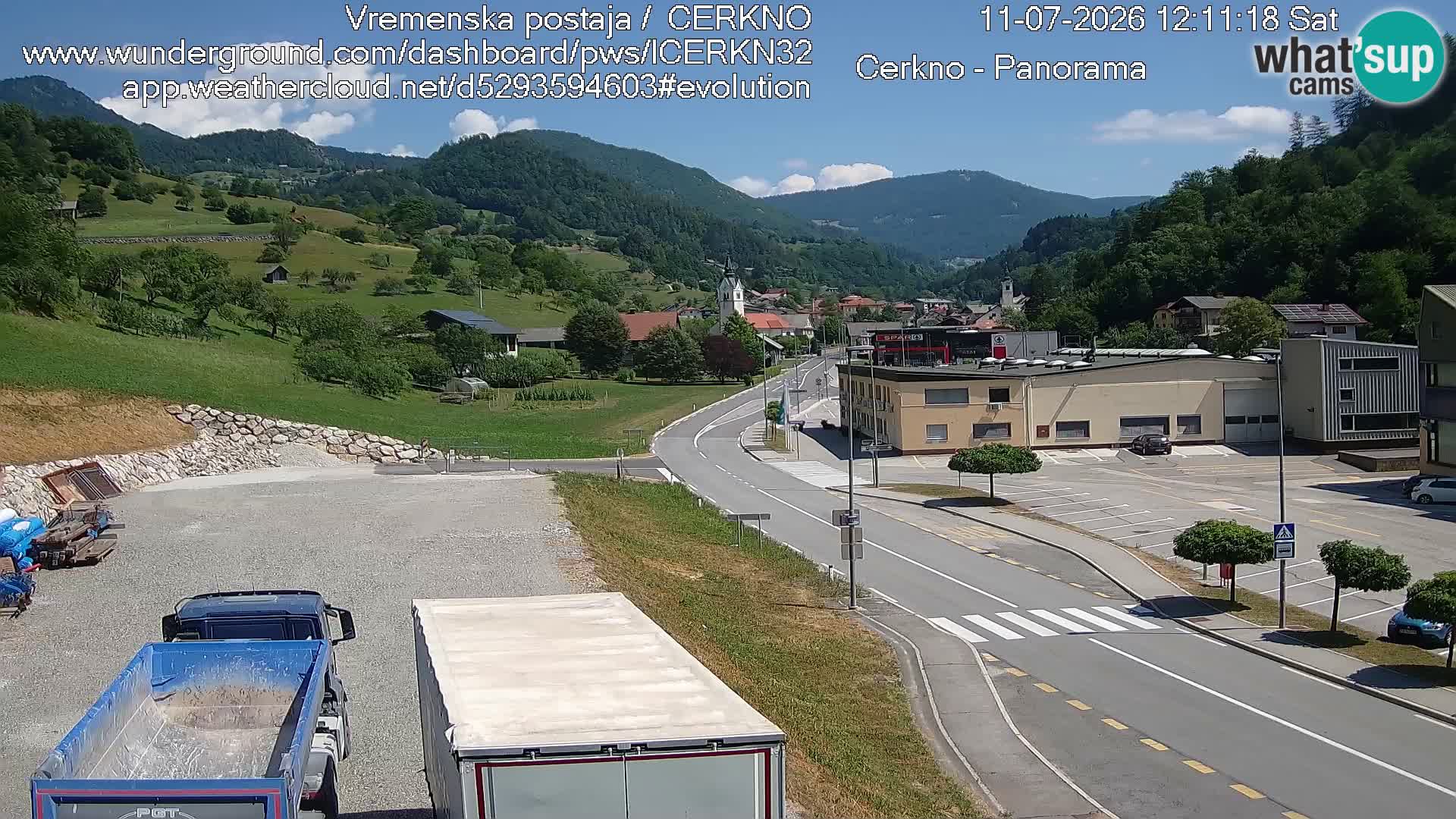 Webcam en direct – Entrée de la ville de Cerkno