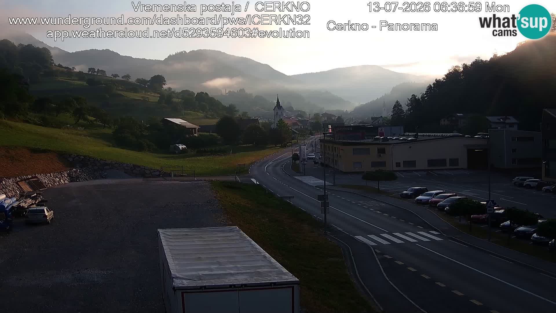 Cerkno entrada a la ciudad Webcam en vivo