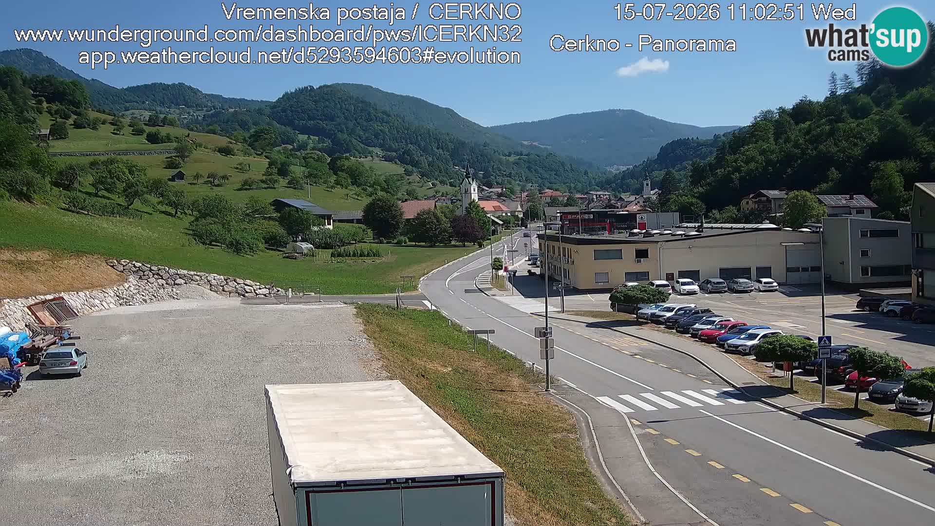 Webcam en direct – Entrée de la ville de Cerkno