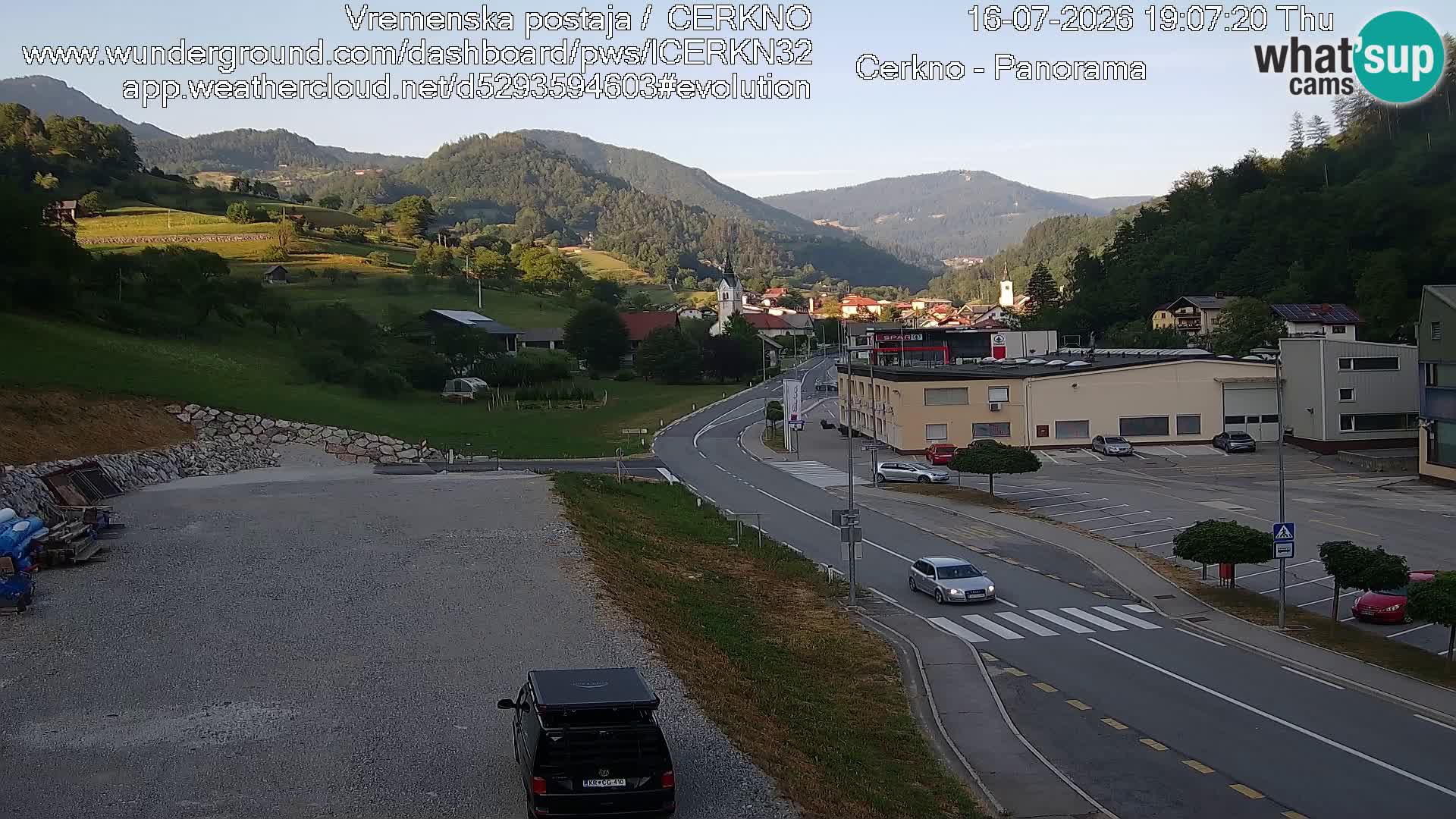 Cerkno entrada a la ciudad Webcam en vivo