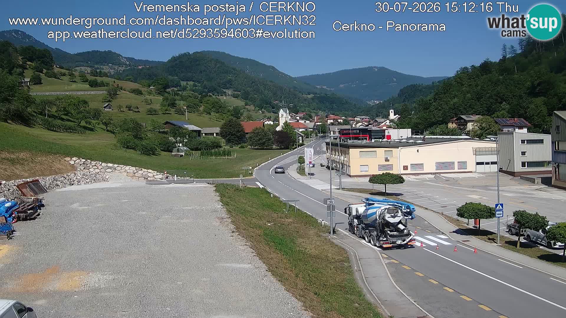 Webcam en direct – Entrée de la ville de Cerkno