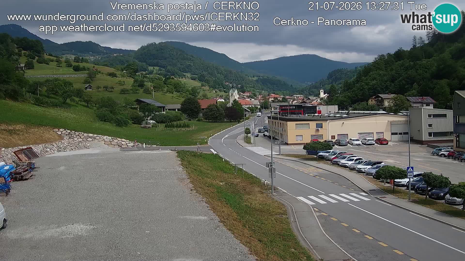 Cerkno entrada a la ciudad Webcam en vivo