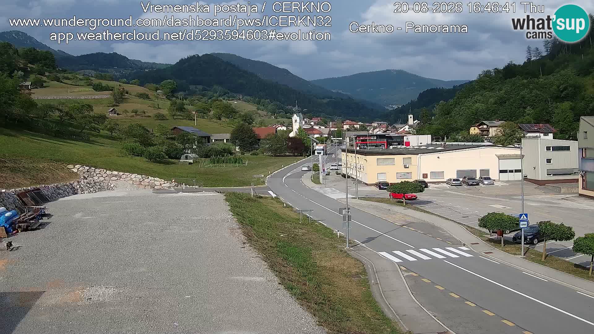 Webcam en direct – Entrée de la ville de Cerkno