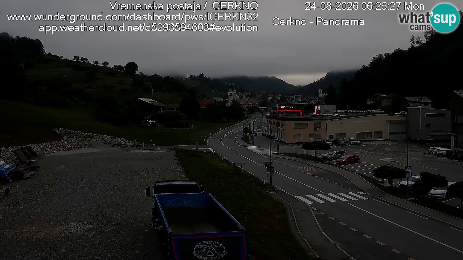 Webcam en direct – Entrée de la ville de Cerkno