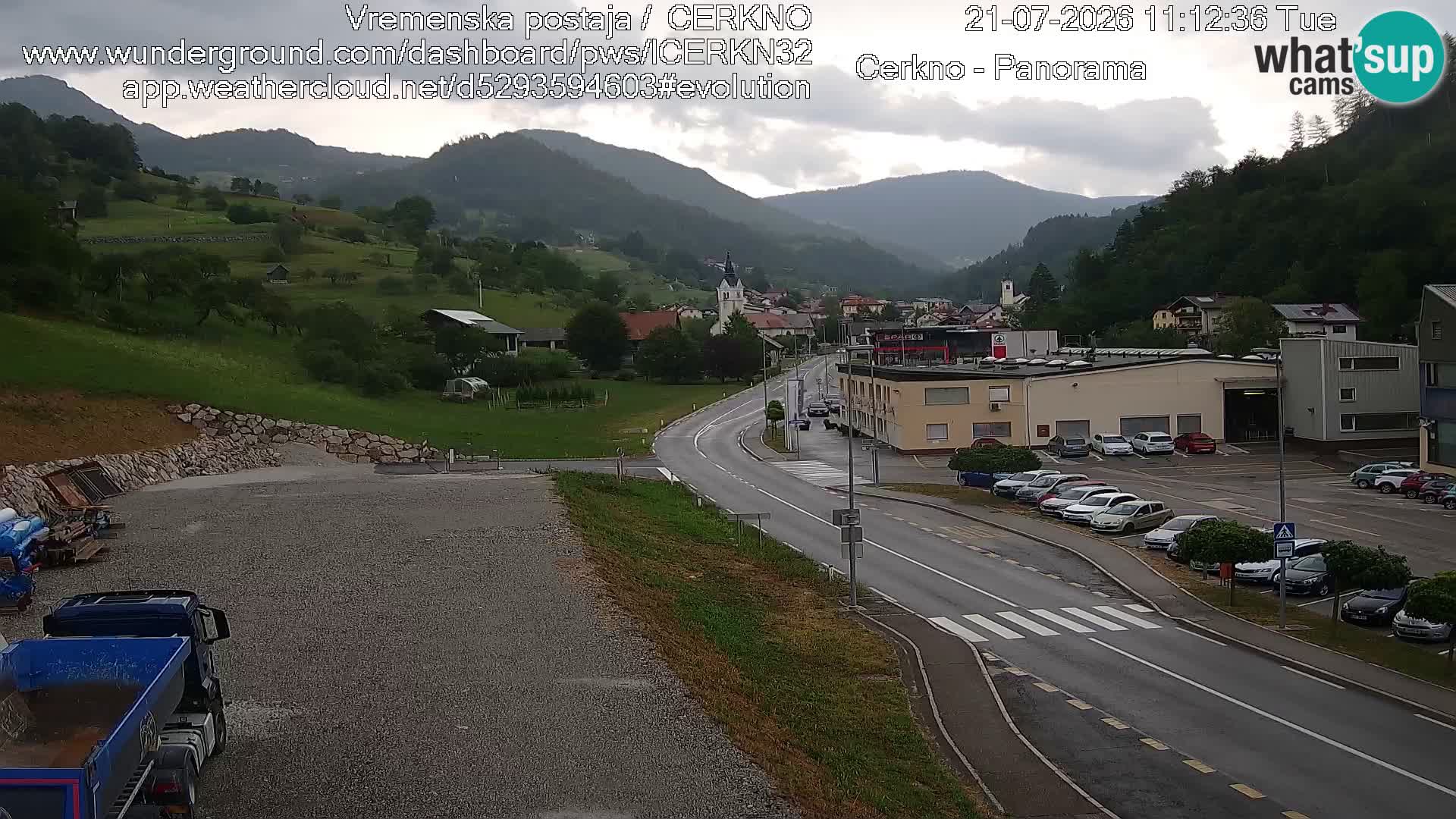 Cerkno entrada a la ciudad Webcam en vivo