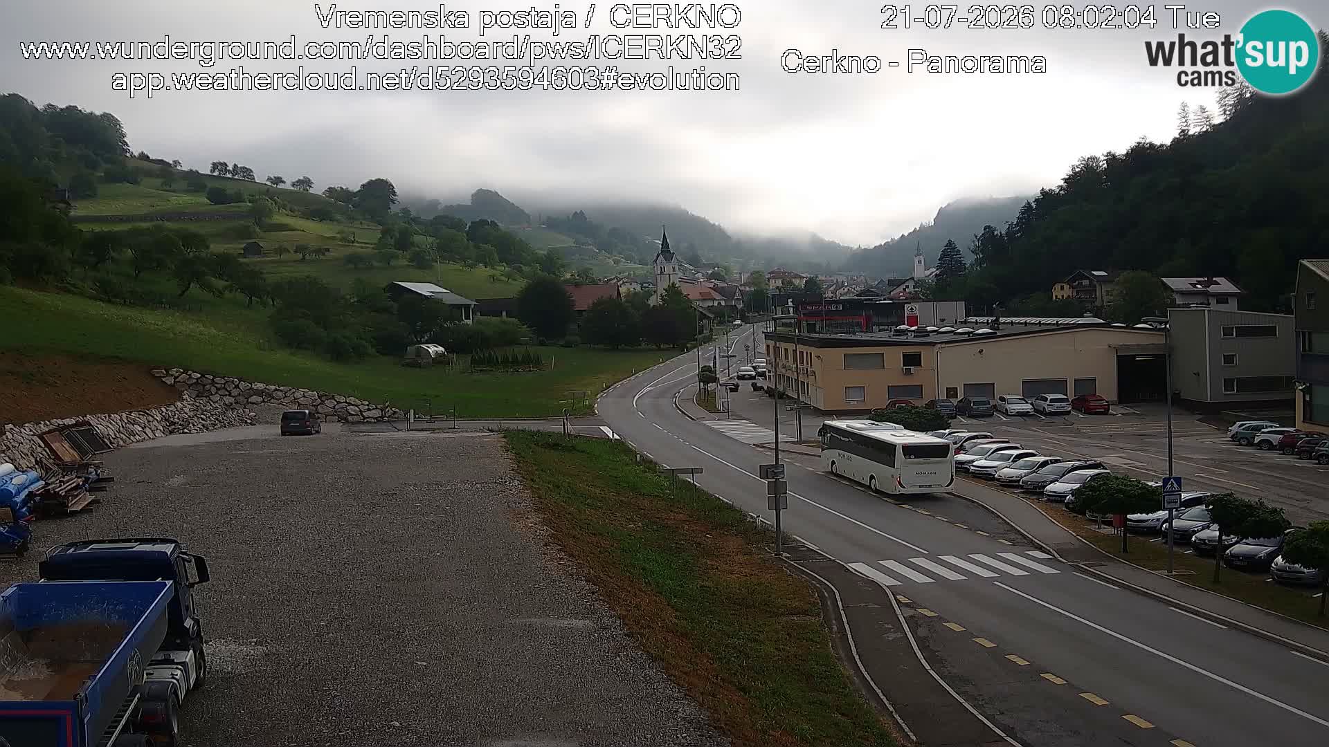Cerkno entrada a la ciudad Webcam en vivo