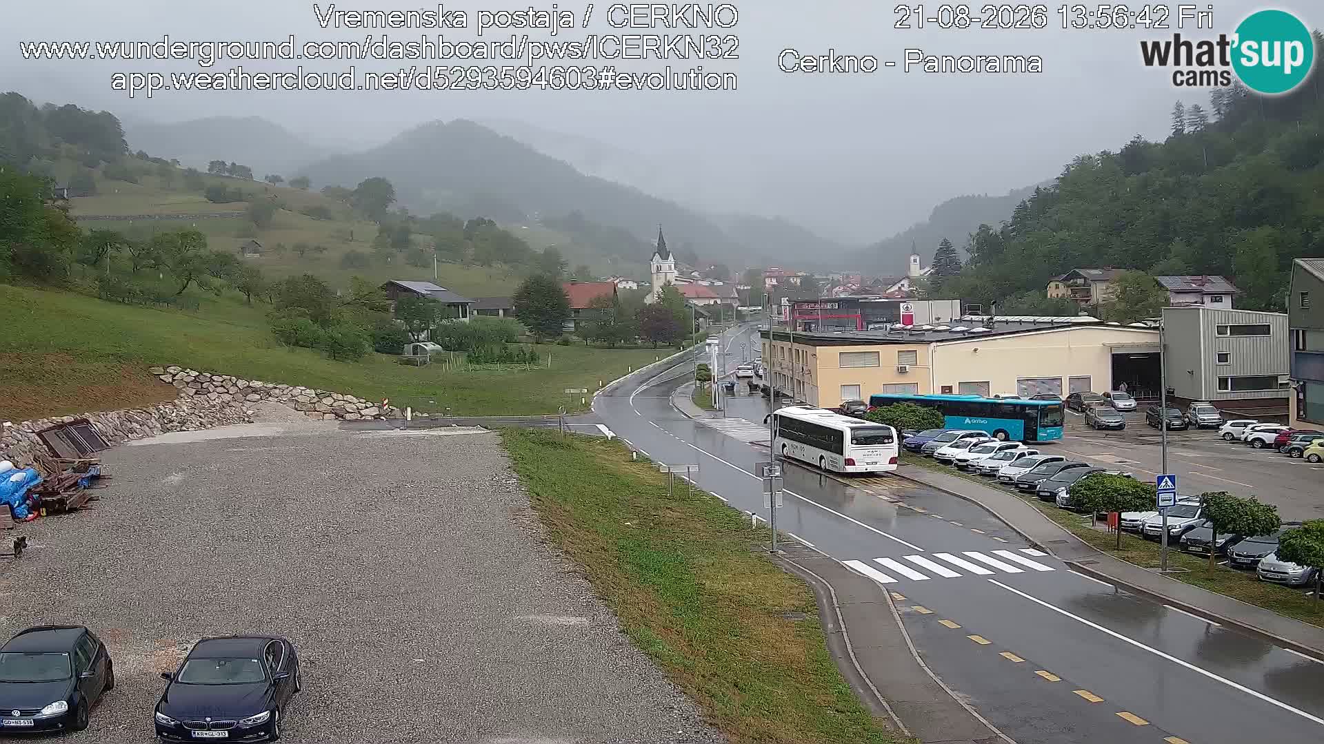 Cerkno entrada a la ciudad Webcam en vivo