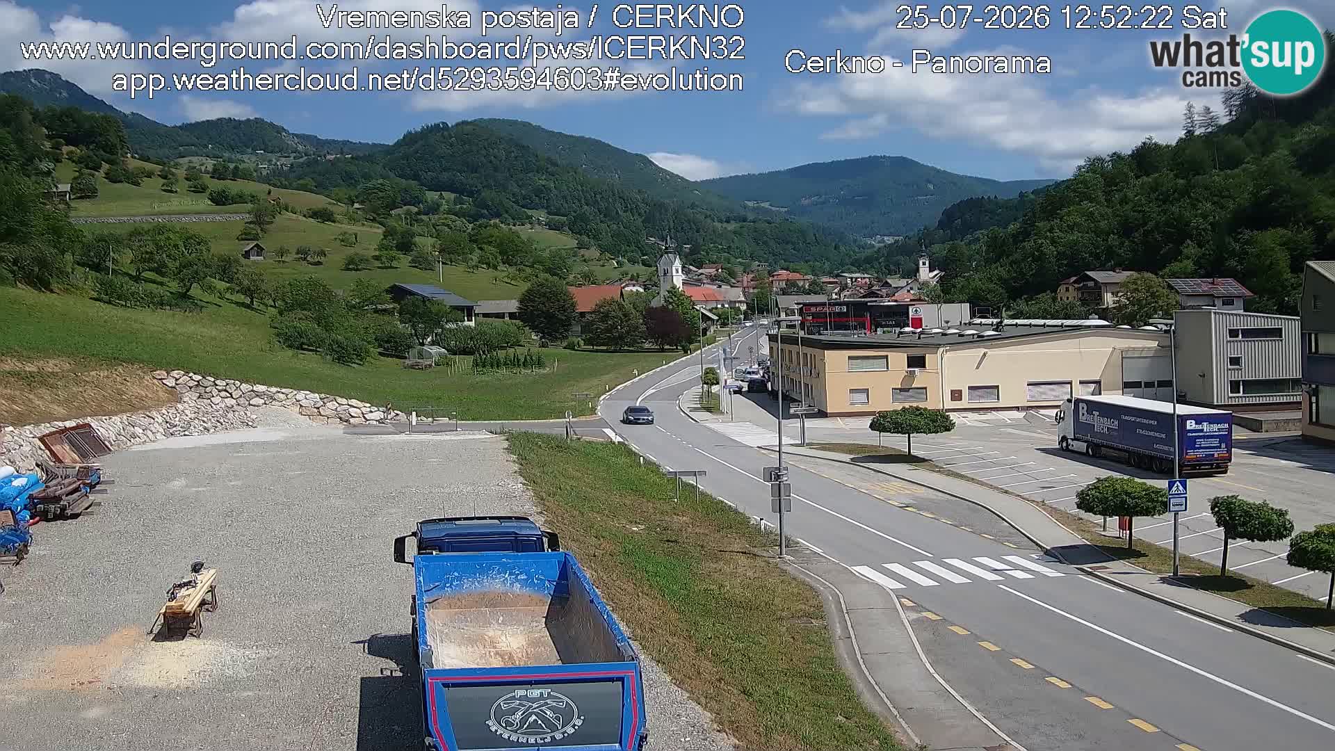 Cerkno entrada a la ciudad Webcam en vivo