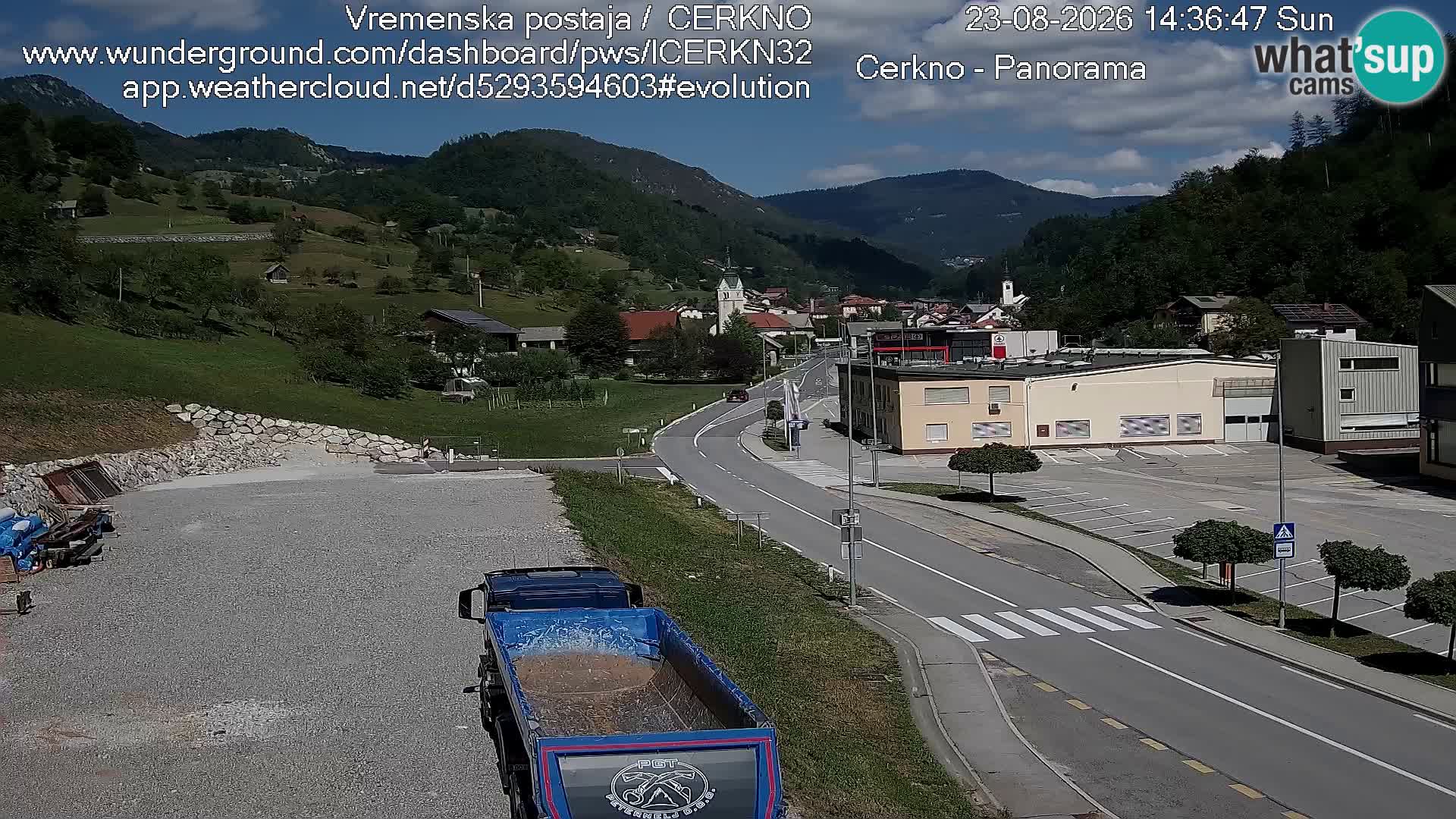 Webcam en direct – Entrée de la ville de Cerkno