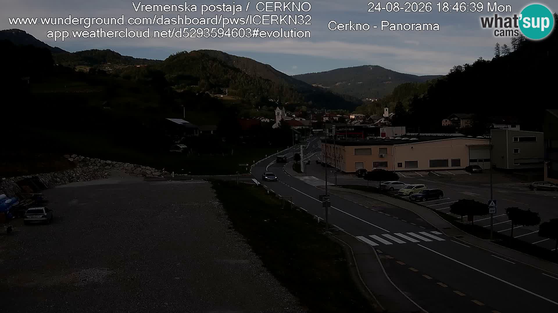Webcam en direct – Entrée de la ville de Cerkno