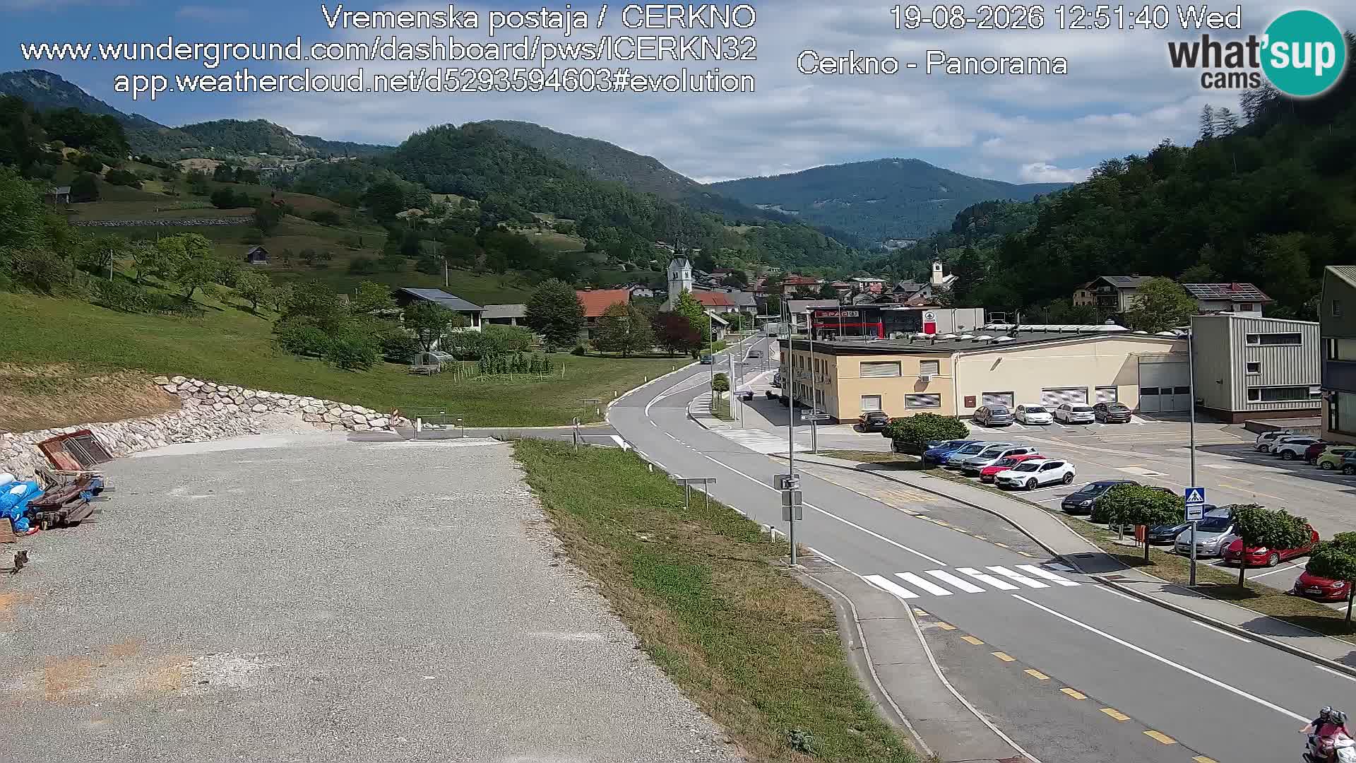 Webcam en direct – Entrée de la ville de Cerkno