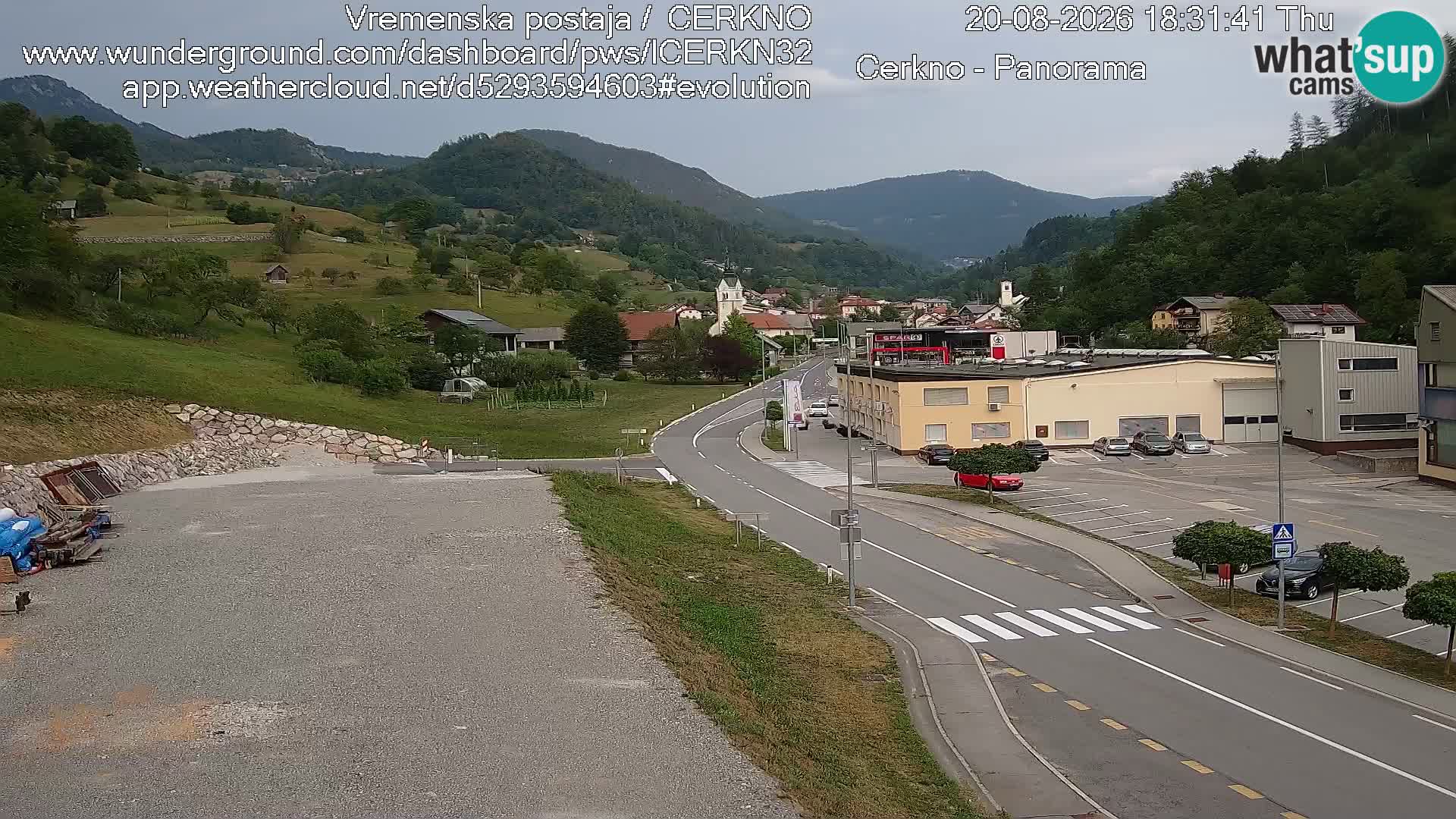 Webcam en direct – Entrée de la ville de Cerkno
