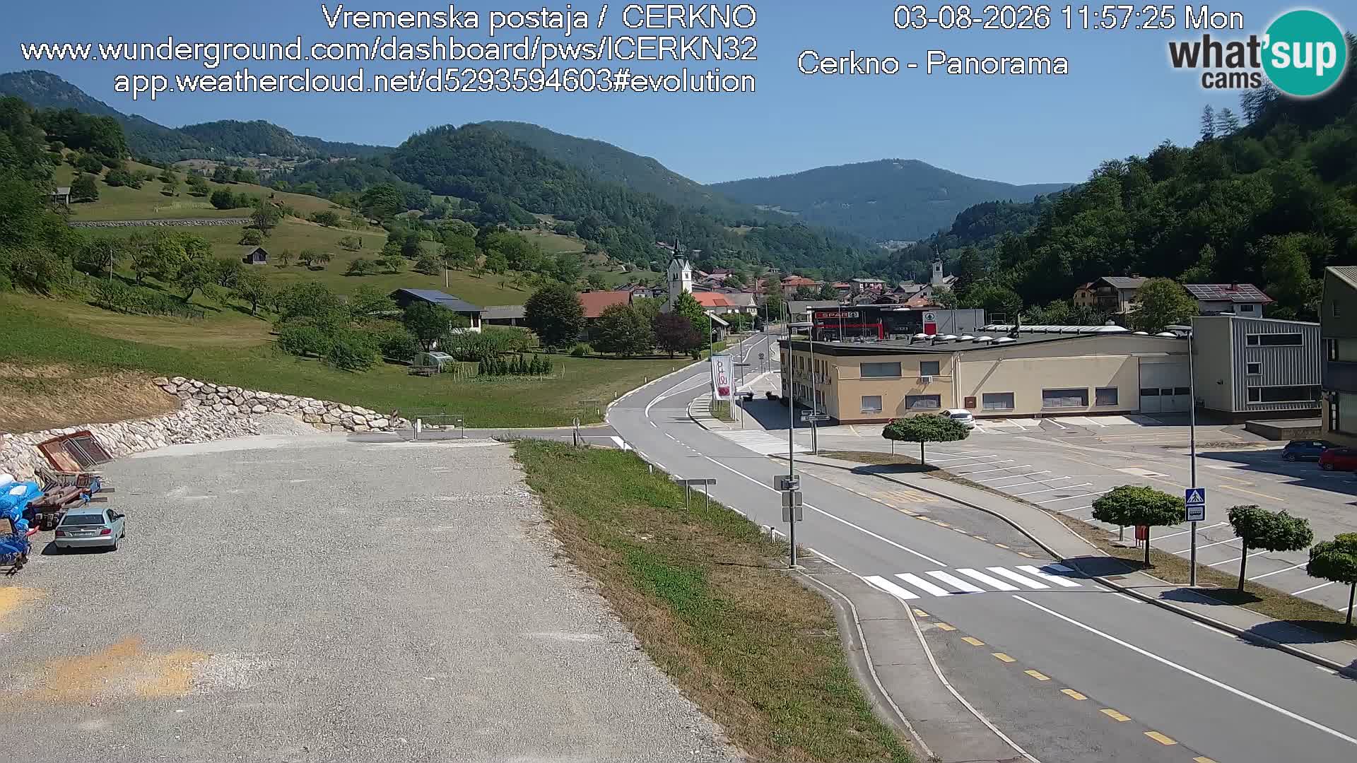 Webcam en direct – Entrée de la ville de Cerkno