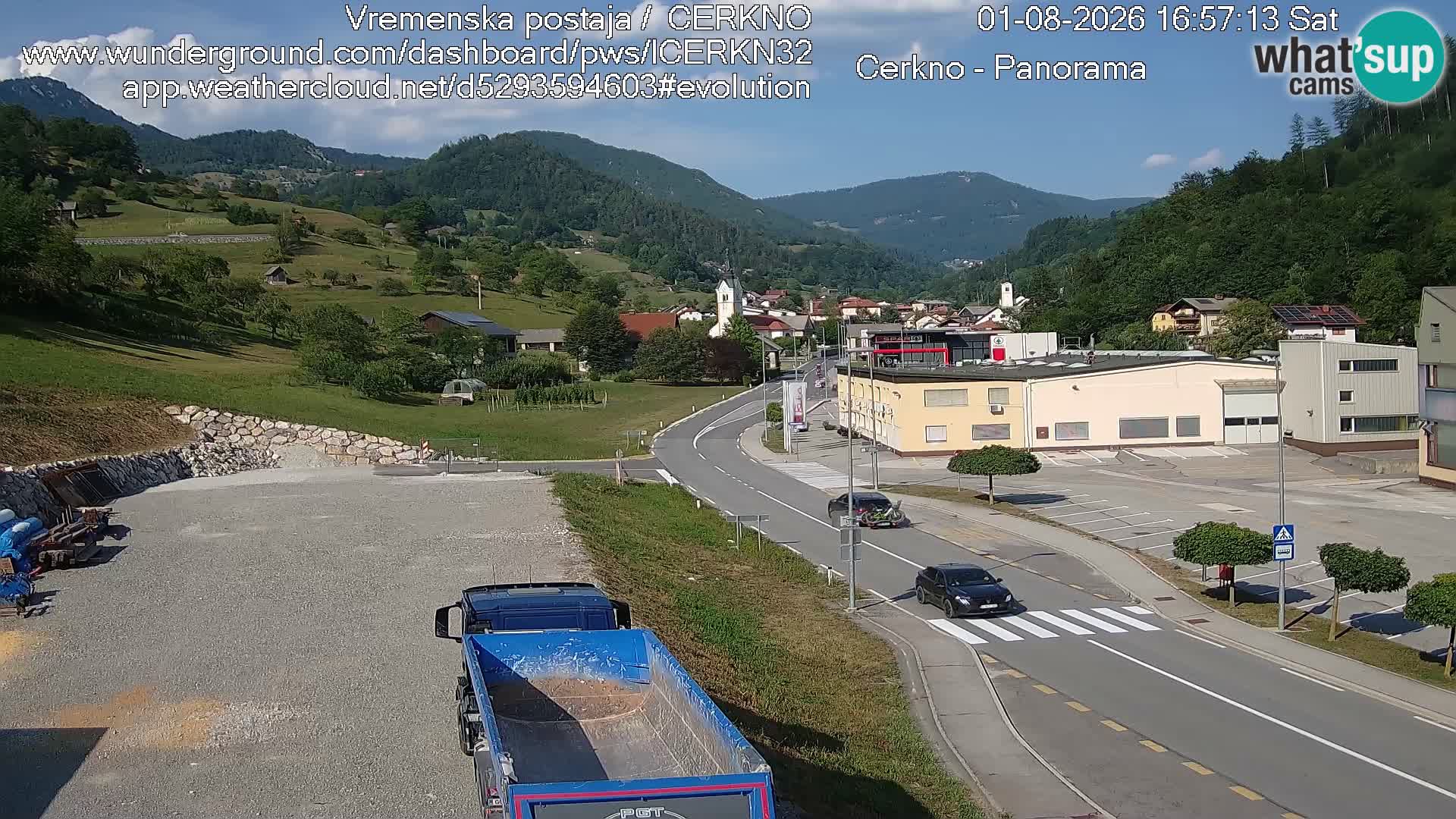 Webcam en direct – Entrée de la ville de Cerkno