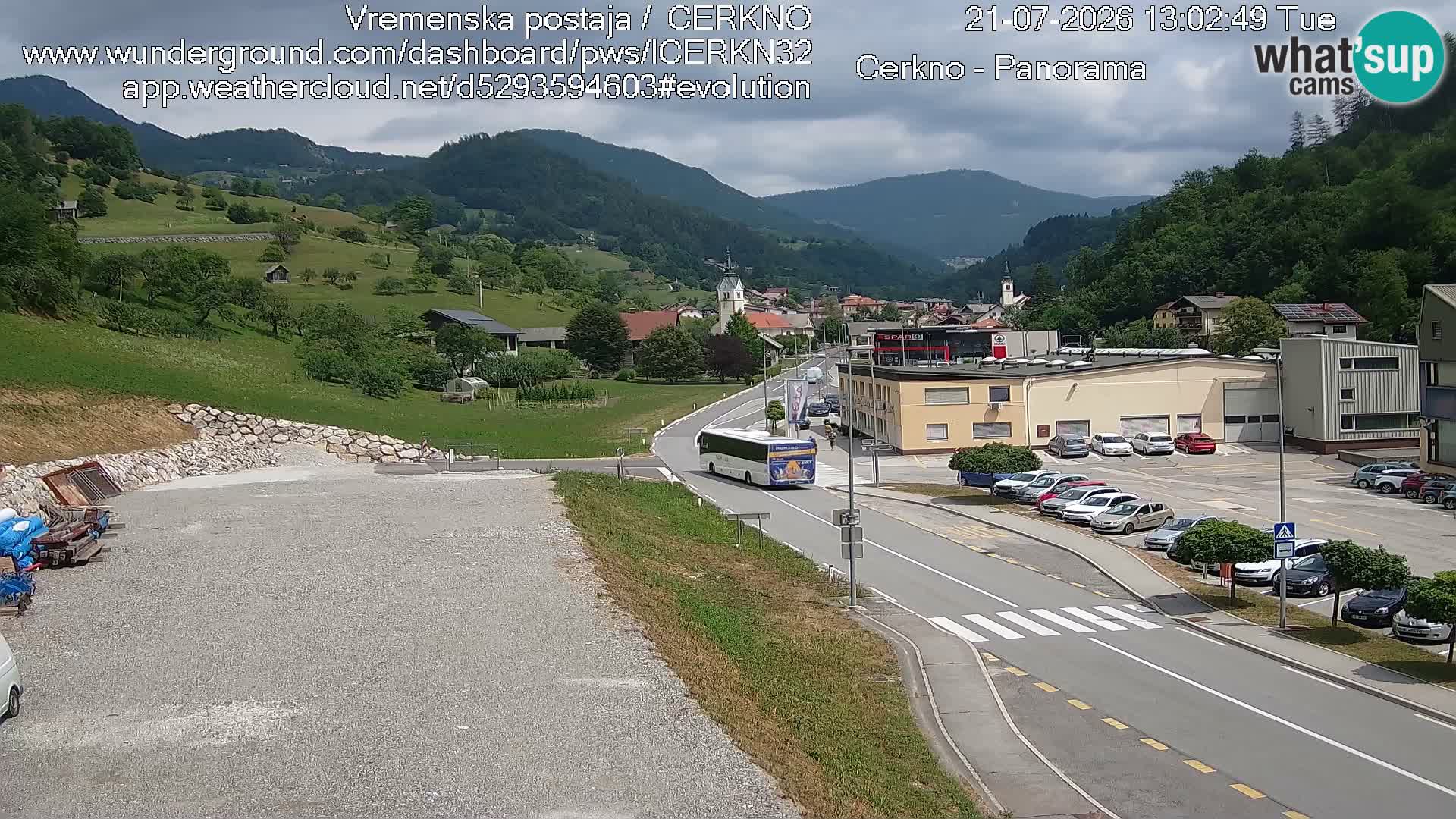 Webcam en direct – Entrée de la ville de Cerkno