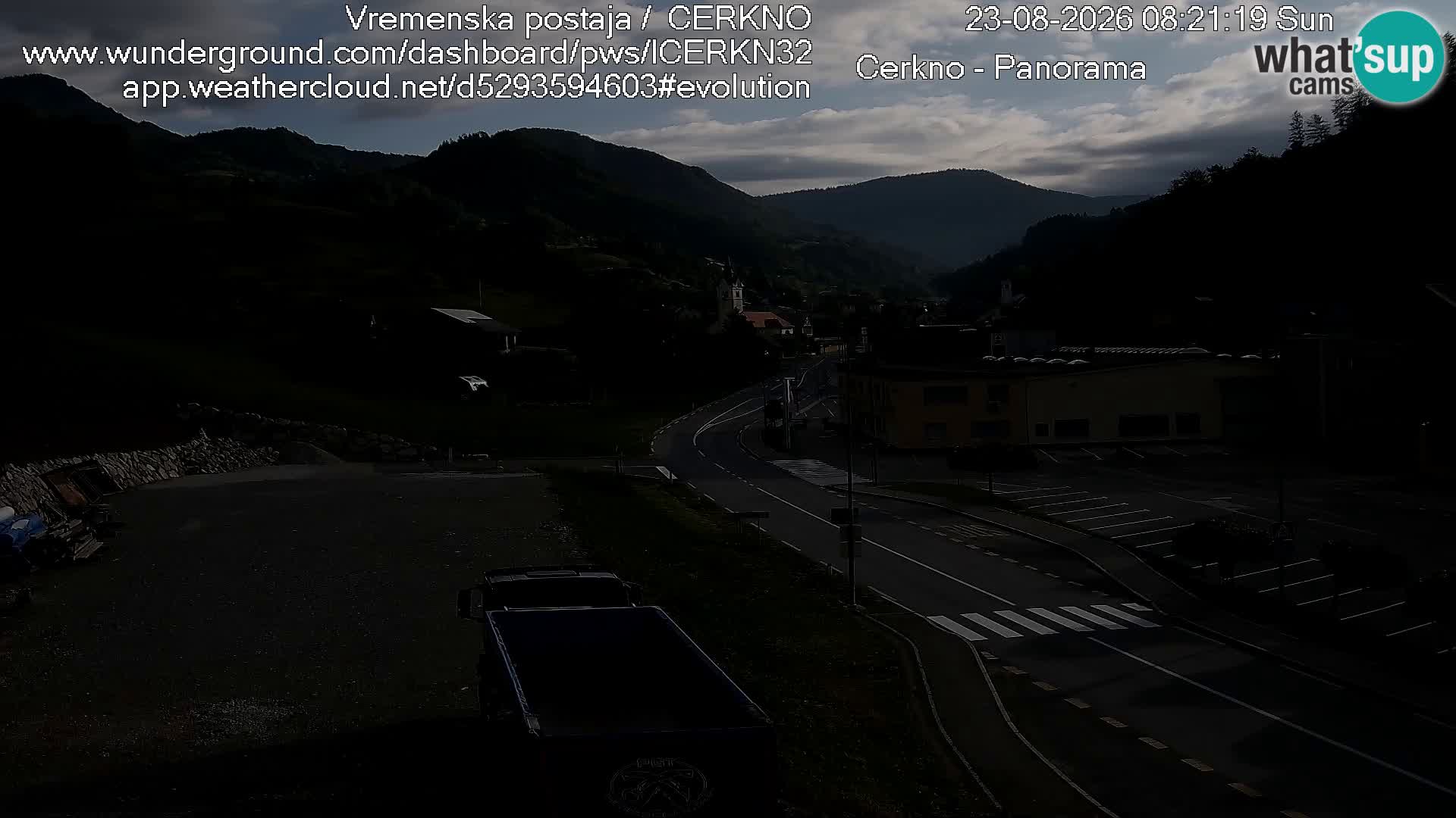 Webcam en direct – Entrée de la ville de Cerkno